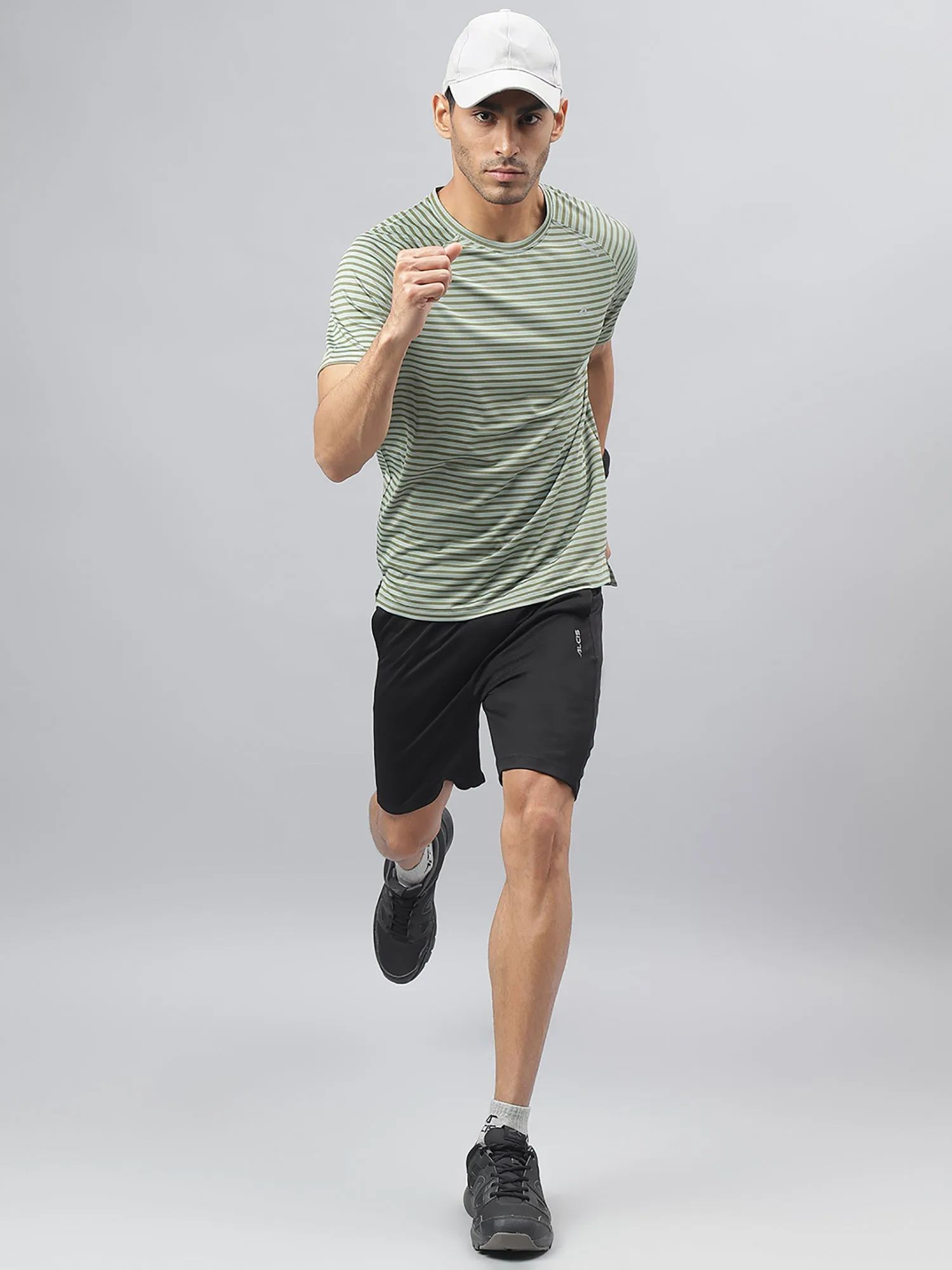 Alcis Men Light Green Drytech  Anti-Static Slim-Fit Round Neck Running T-Shirt Cool Frame
