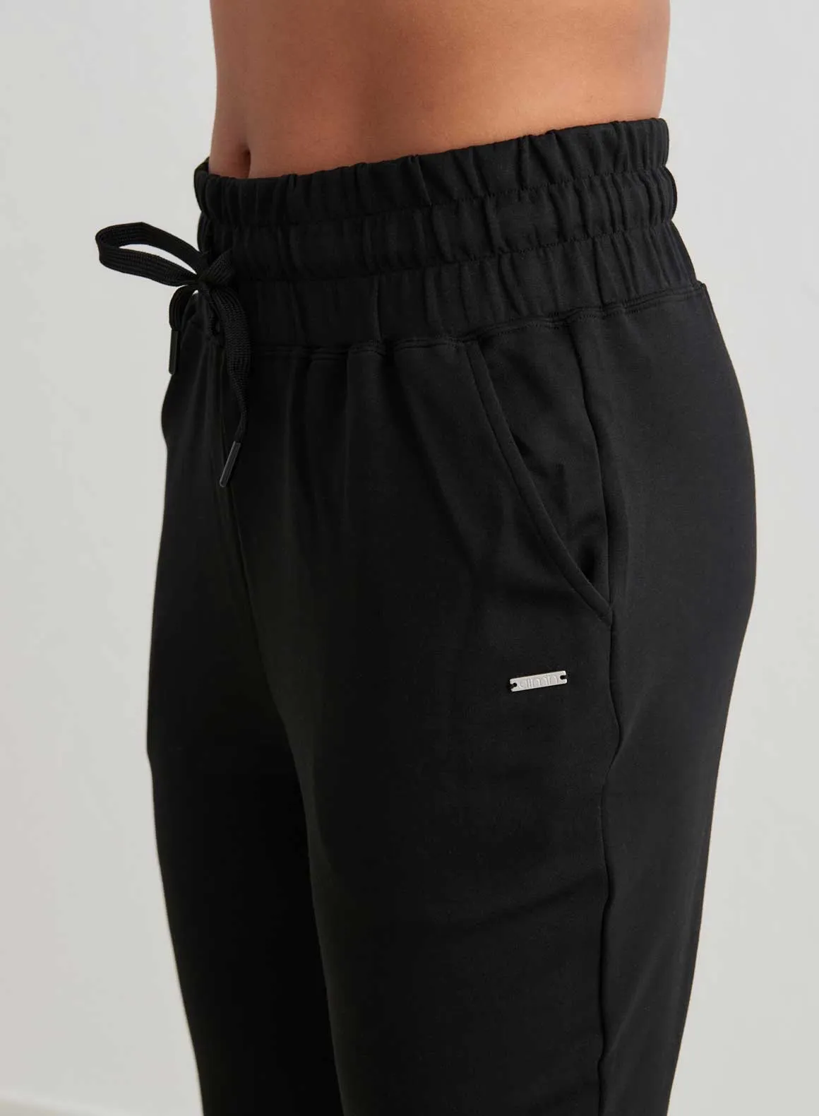Tear Resistant Black Comfy Modal Sweatpants