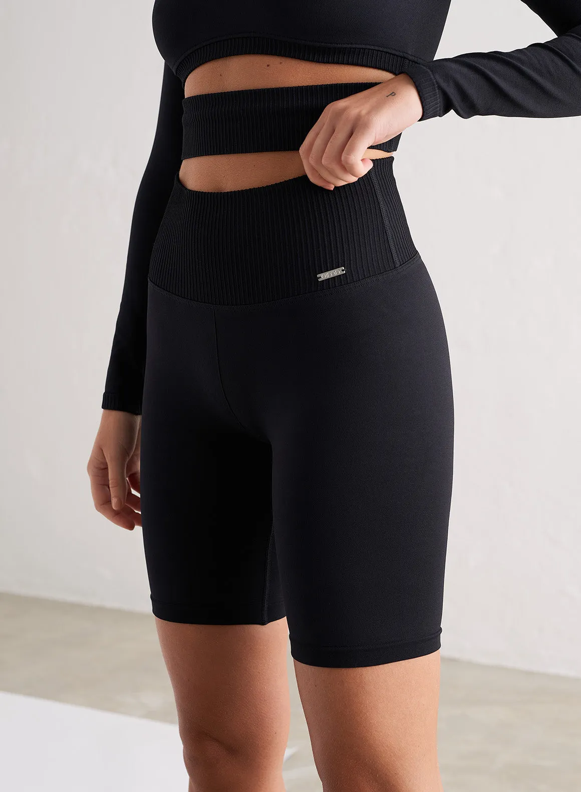 Tight Fit Warm Look Black Limitless Seamless Biker Shorts