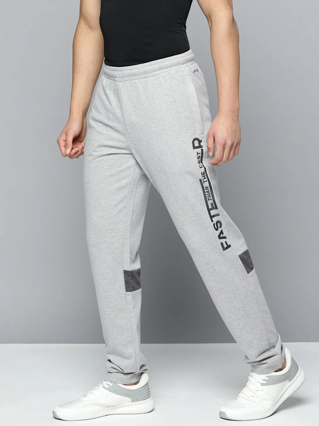 Bonded Seam Technology SmoothZipClosure Alcis Men Printed Track Pants