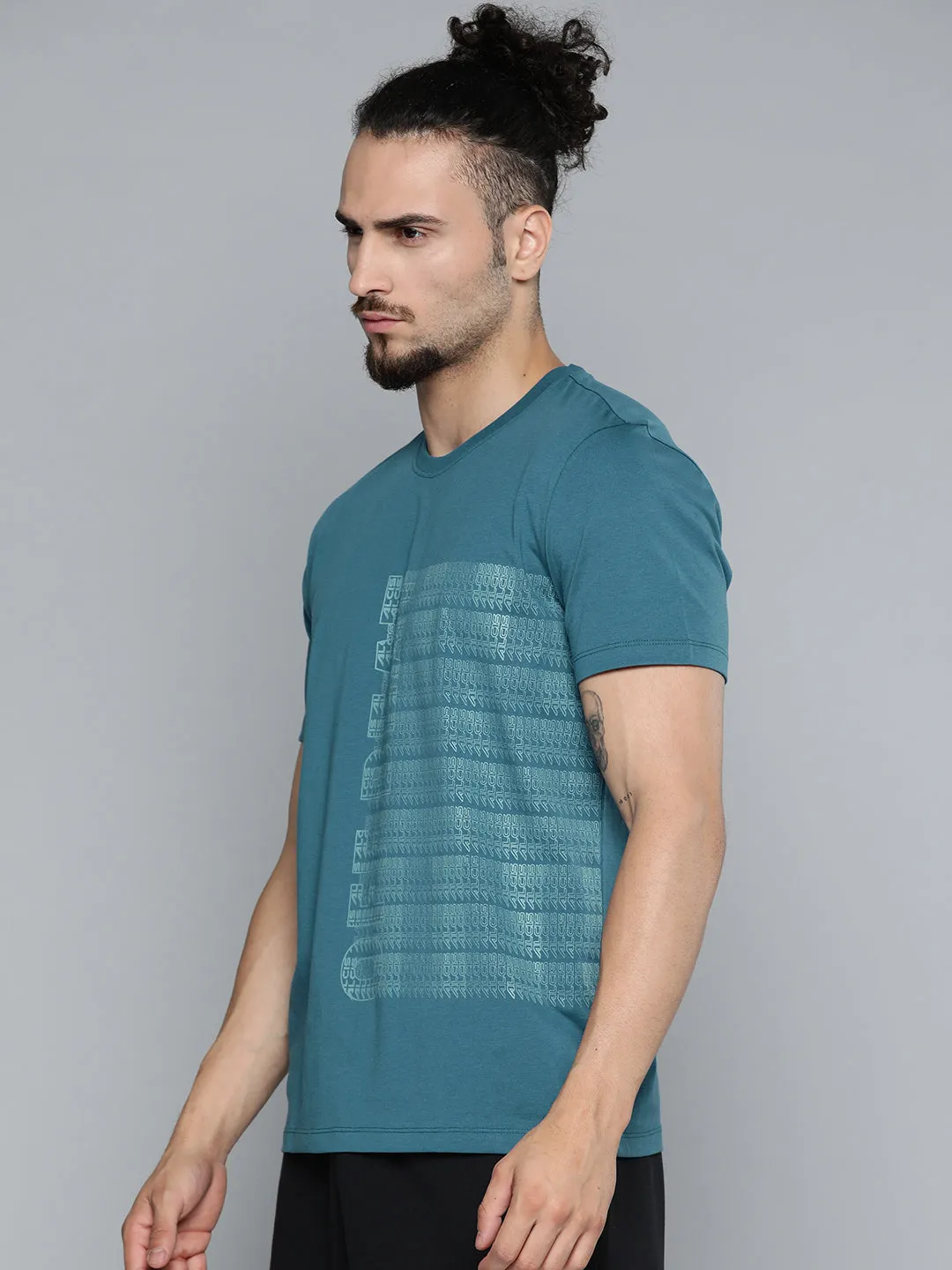 Screen Core Italian Flair Alcis Men Teal Blue Typography Printed Slim Fit Gym T-shirt