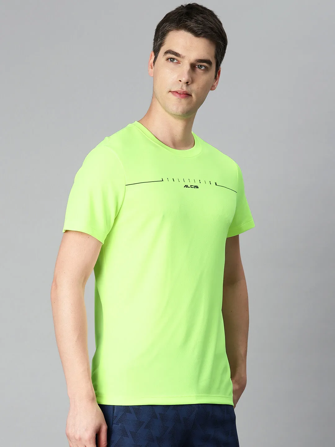 SoftTouchFinish Alcis Men Fluorescent Green Typography Printed Anti Static Slim Fit Sports T-shirt