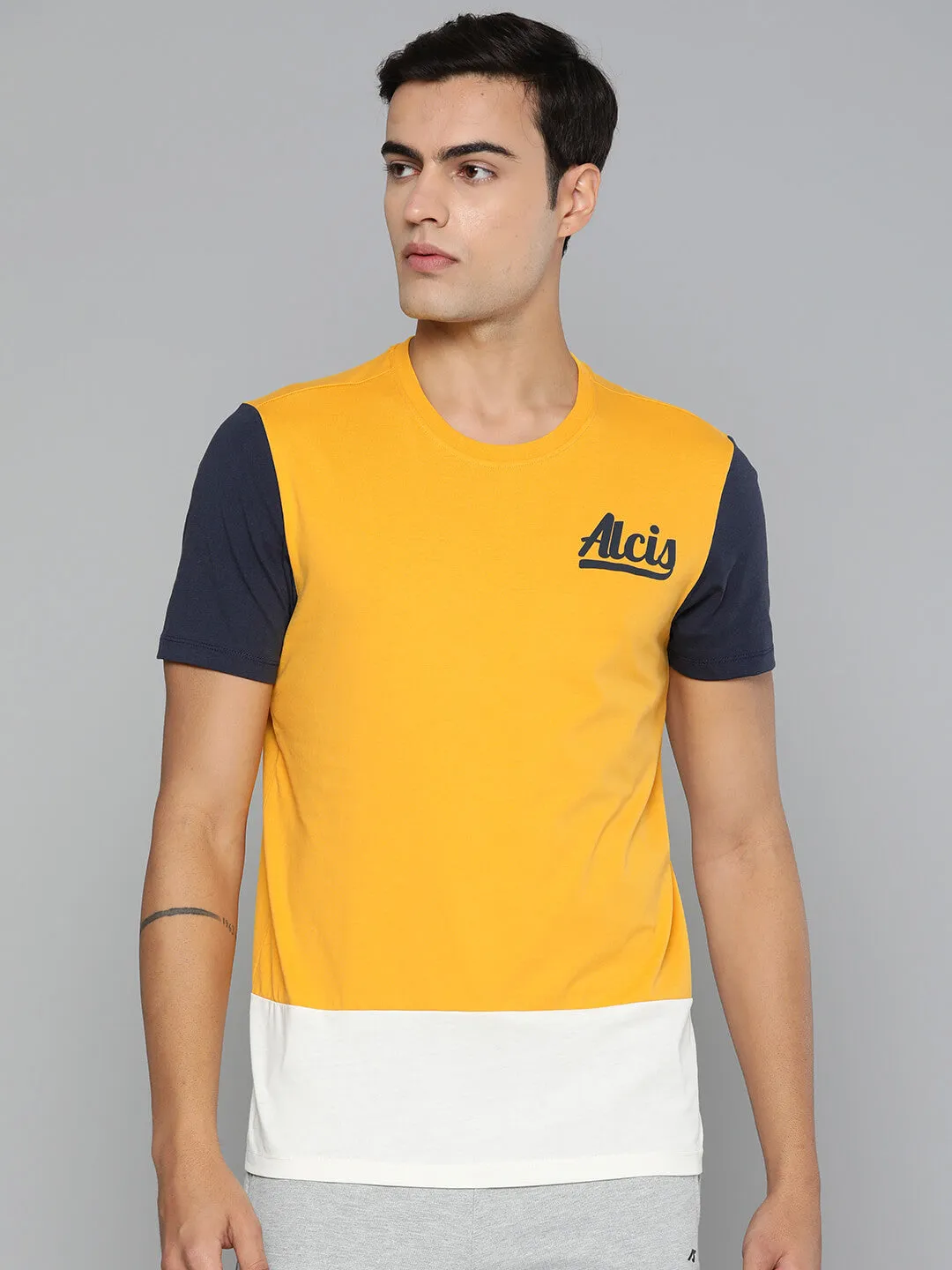Alcis Men Yellow White Colourblocked Dry Tech Slim Fit Sports T-shirt Self Love Translucent Soul