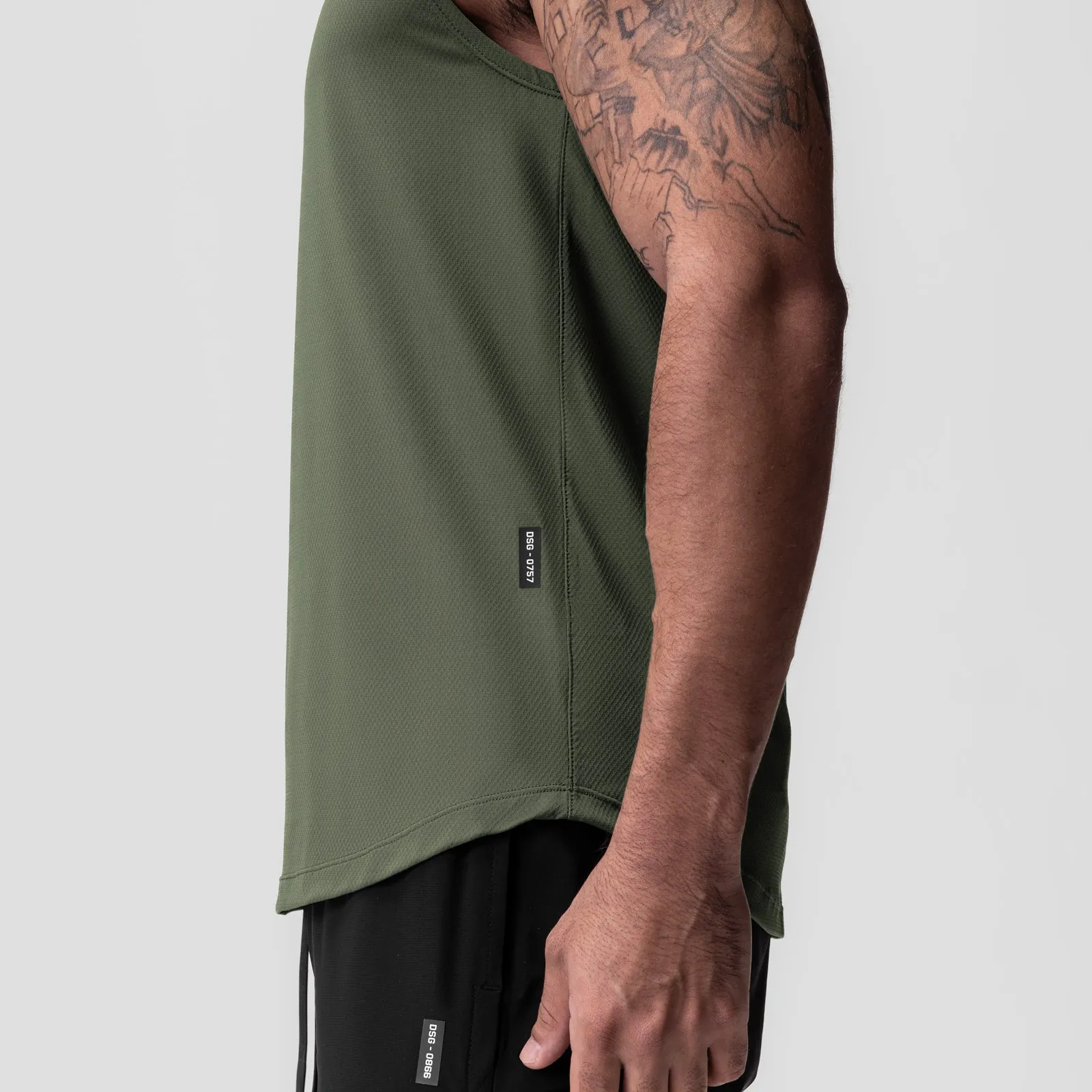 Move Comfort low altitude operation 0757. AeroSilver? Cutoff Tank - Olive