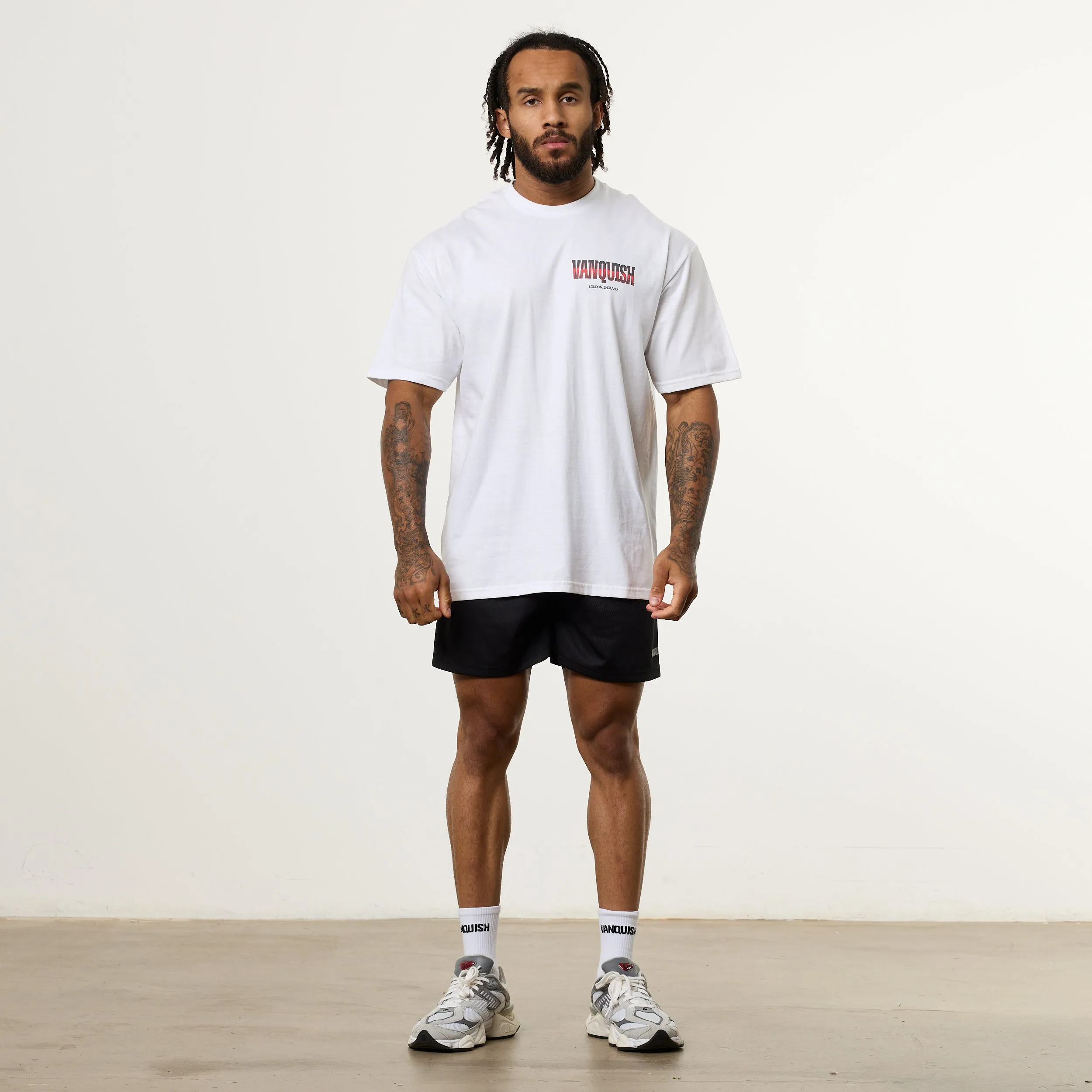 Vanquish Revolve Chrome White Oversized T Shirt hiking clothes MoistureWicking Technology