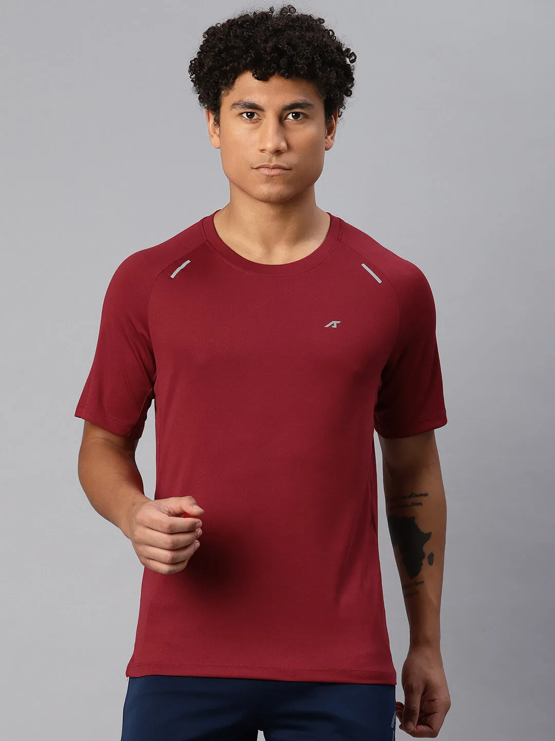 Alcis Men Dry Tech Slim Fit Running T-shirt spring fresh temperature regulation