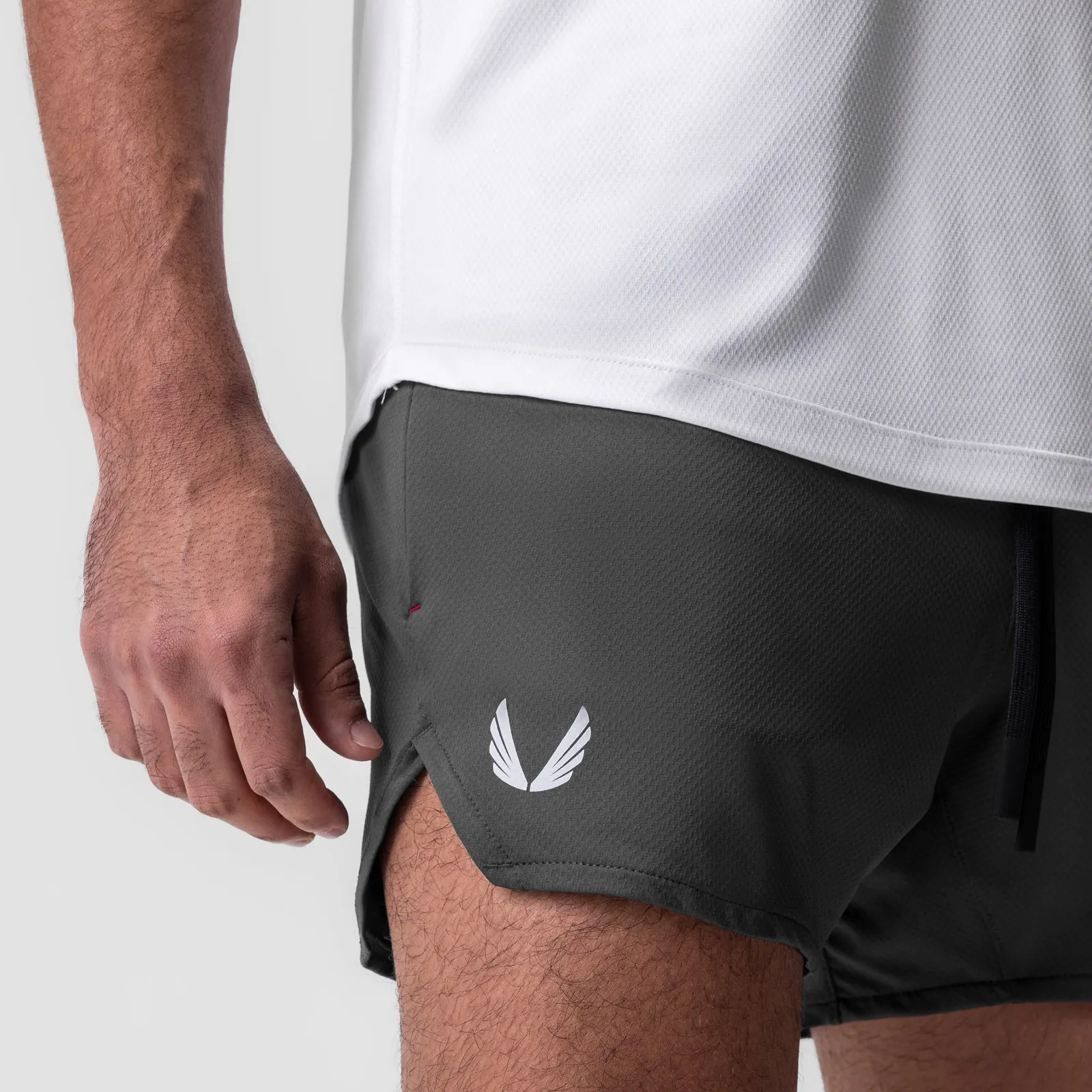 Casual Fit 0993. AeroSilver? 5" Linerless Short - Space Grey