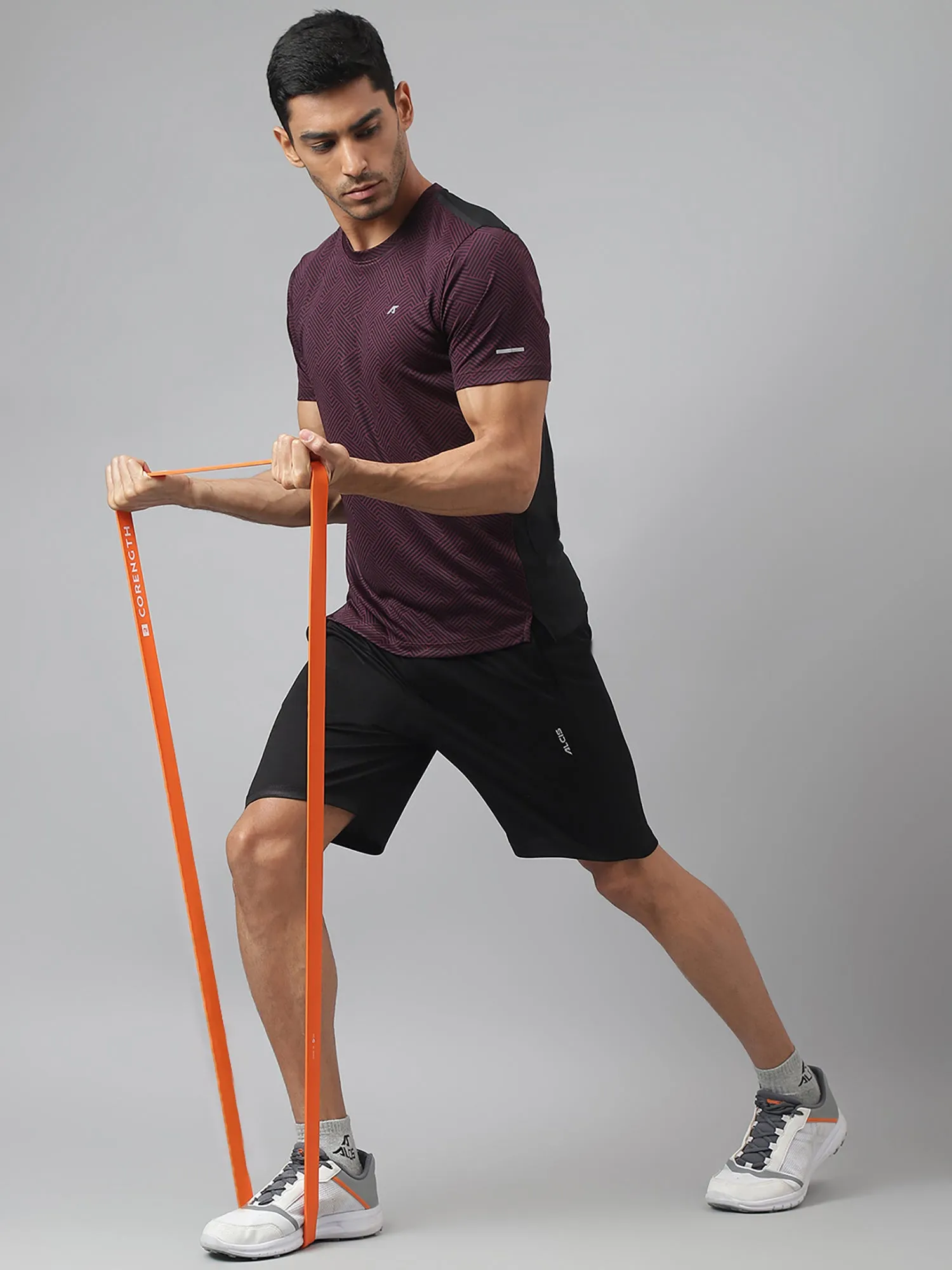 Alcis Men Burgundy Drytech  Anti-Static Slim-Fit Round Neck Running T-Shirt Aura Core ZeroChafeSeams