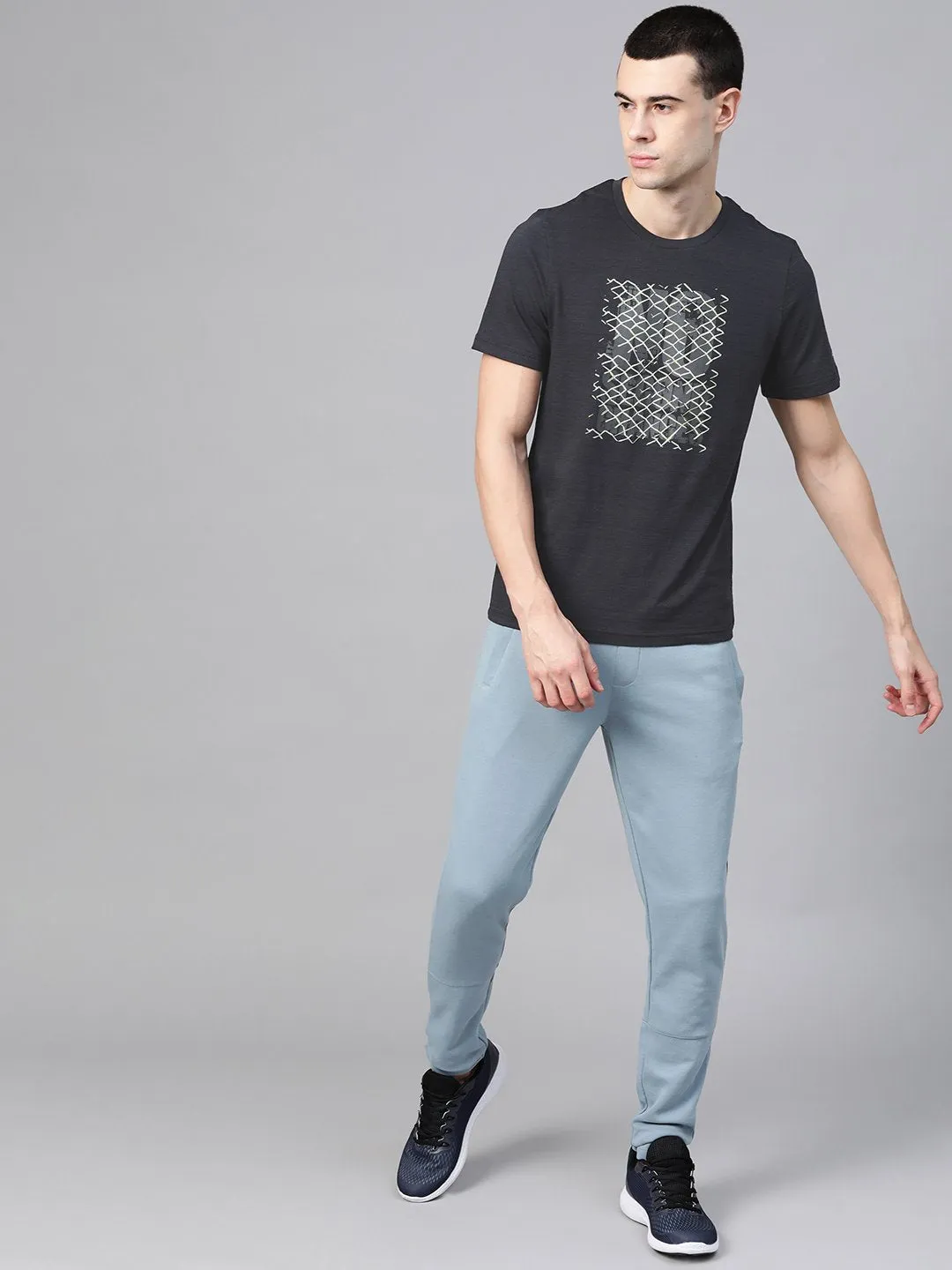 Boho Light AntiSnag Threading Alcis Men Black Solid Round Neck Running T-shirt