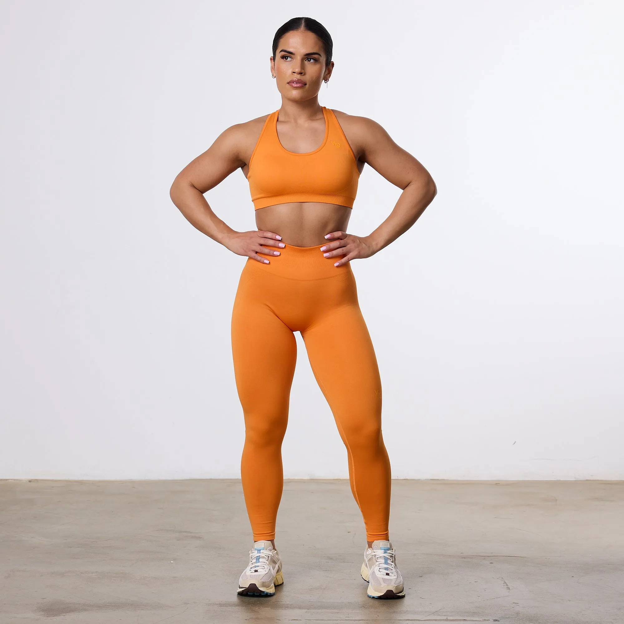 Small seams Pastel workout wear Vanquish Elevate Seamless Orange Support Bra