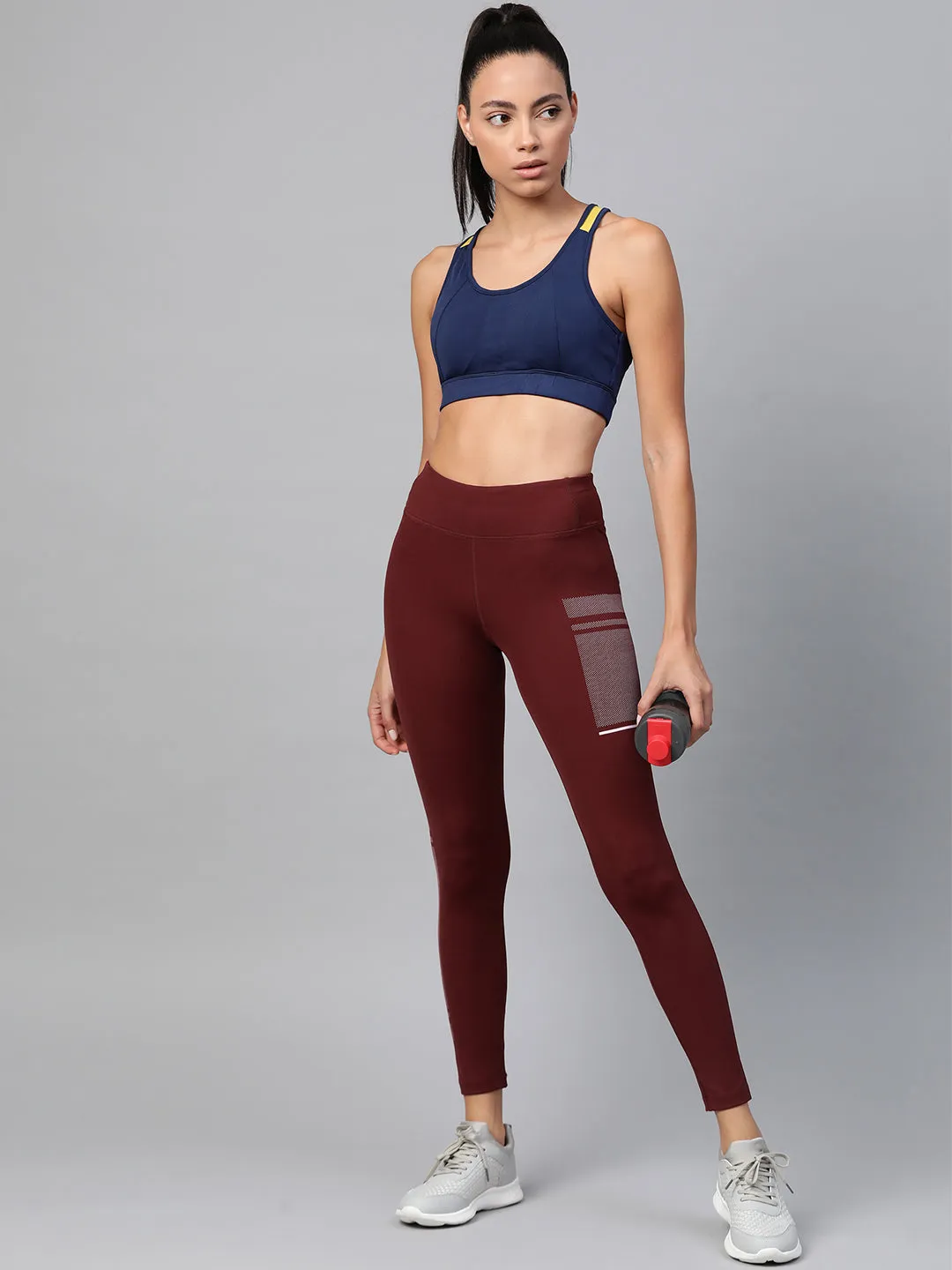 Alcis Women Maroon Solid Cropped Tights Clean Fit