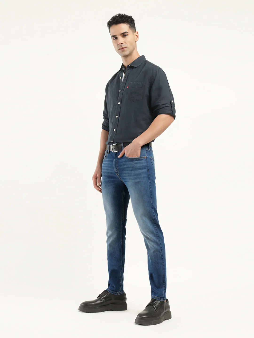 Thermal Regulating Fabric Men's 512 Indigo Slim Tapered Fit Mid Rise Jeans