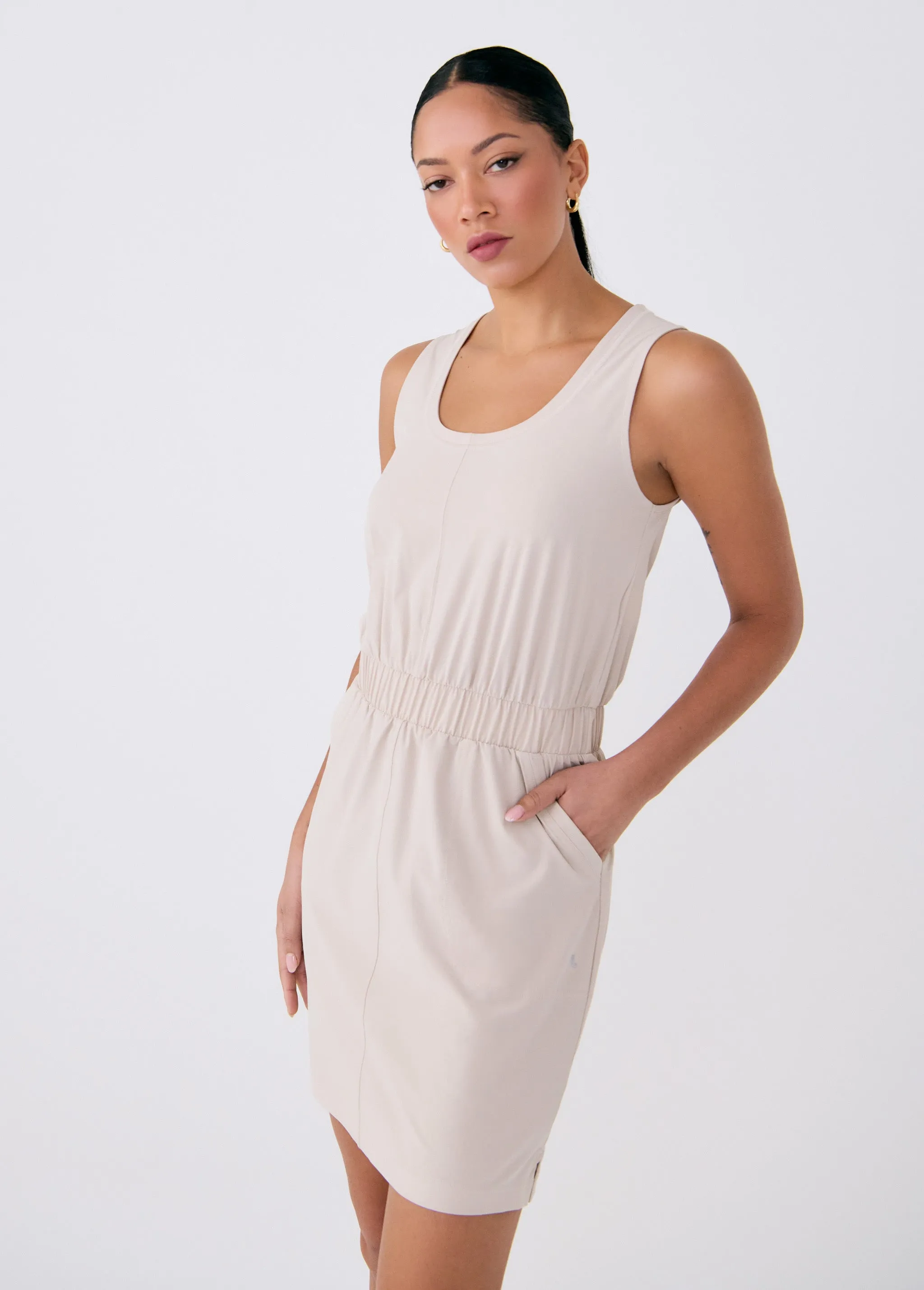 Sofia Scoop Neck Dress Thermal Insulation Layer Evening Chic