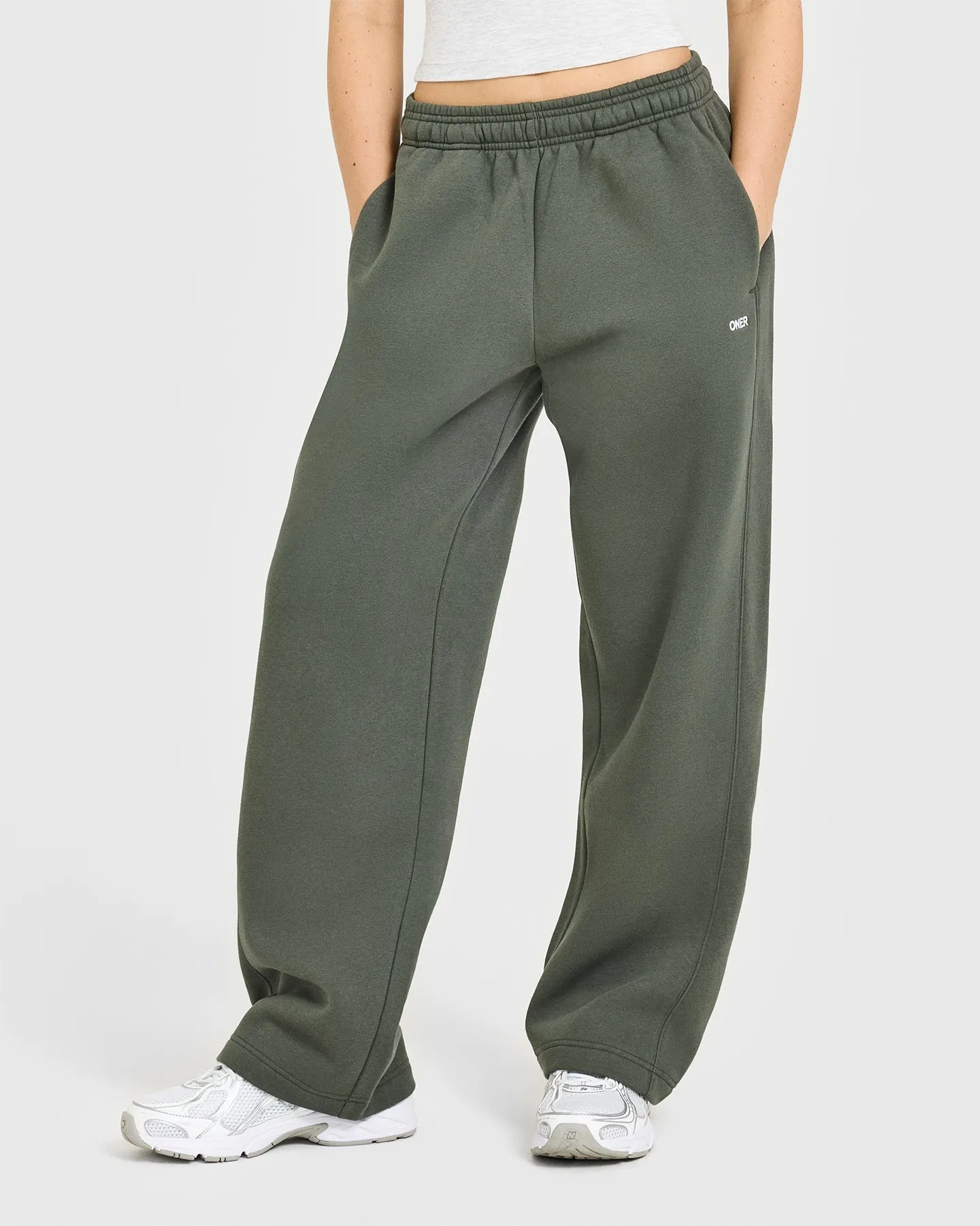 Functional Fit Foundations Straight Leg Joggers | Dark Khaki Stay Dry Fast Move