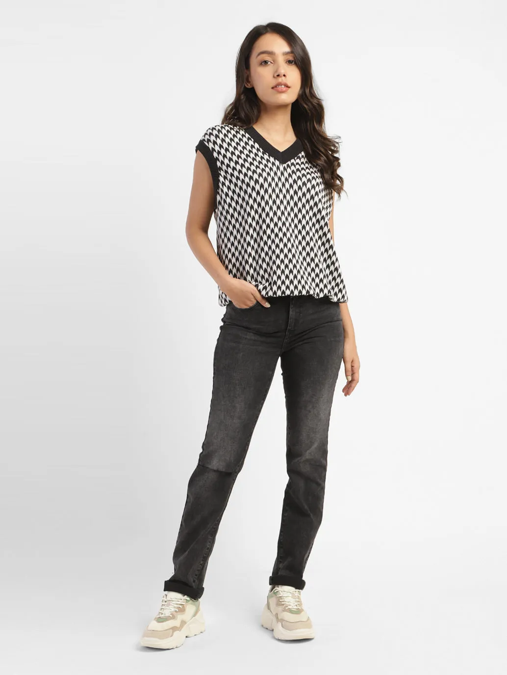 Women's 312 Black Straight Fit Mid Rise Jeans Fade Resistant Finish