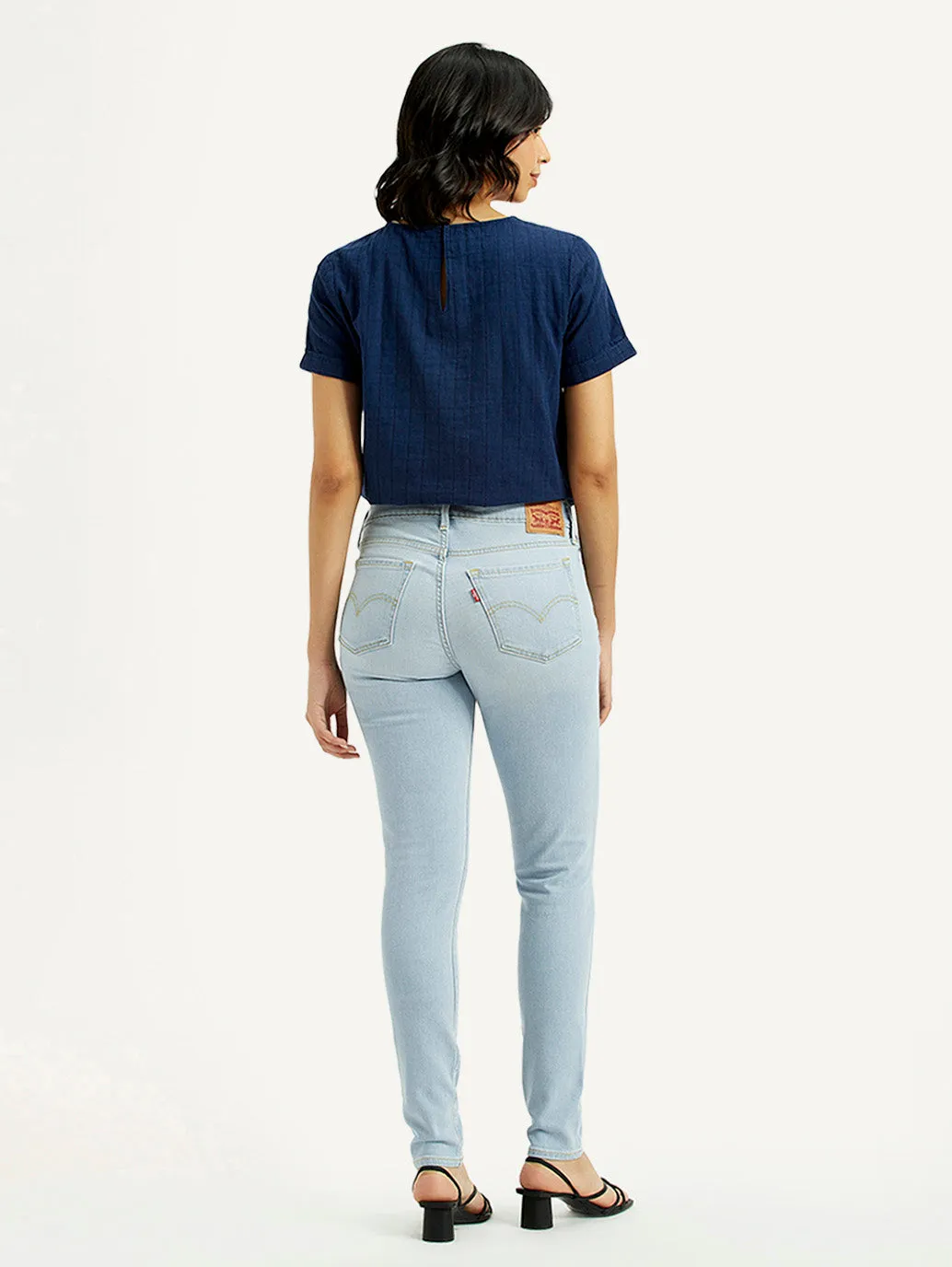 Women's 711 Light Indigo Skinny Fit Mid Rise Jeans Bold Look Parent Style