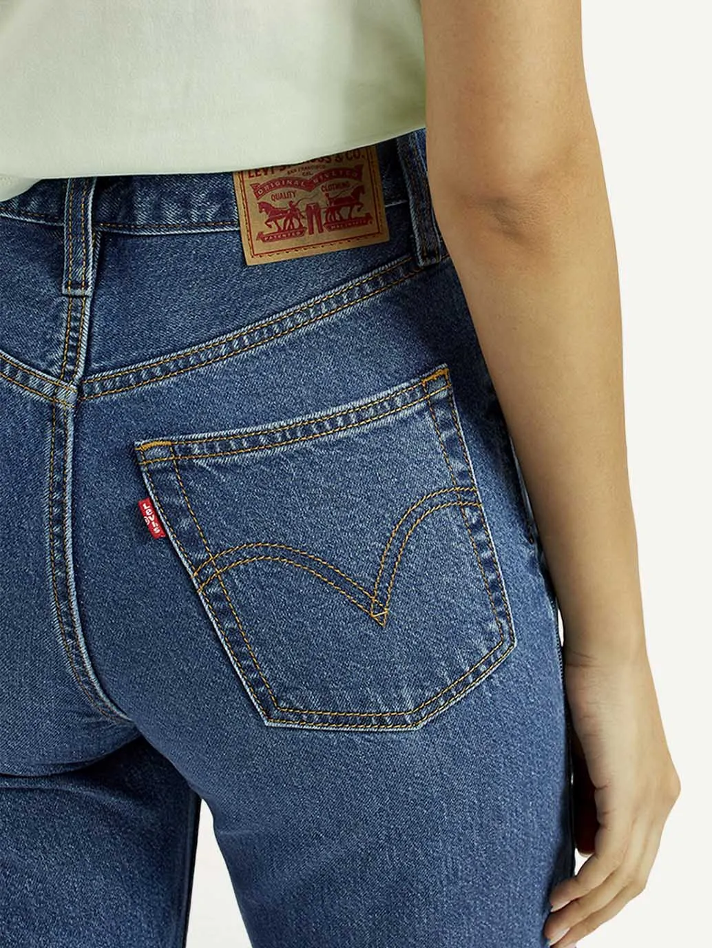 Road Trip Casual Friday Home Comfort Women's Med Indigo Ribcage Straight Fit High Rise Jeans