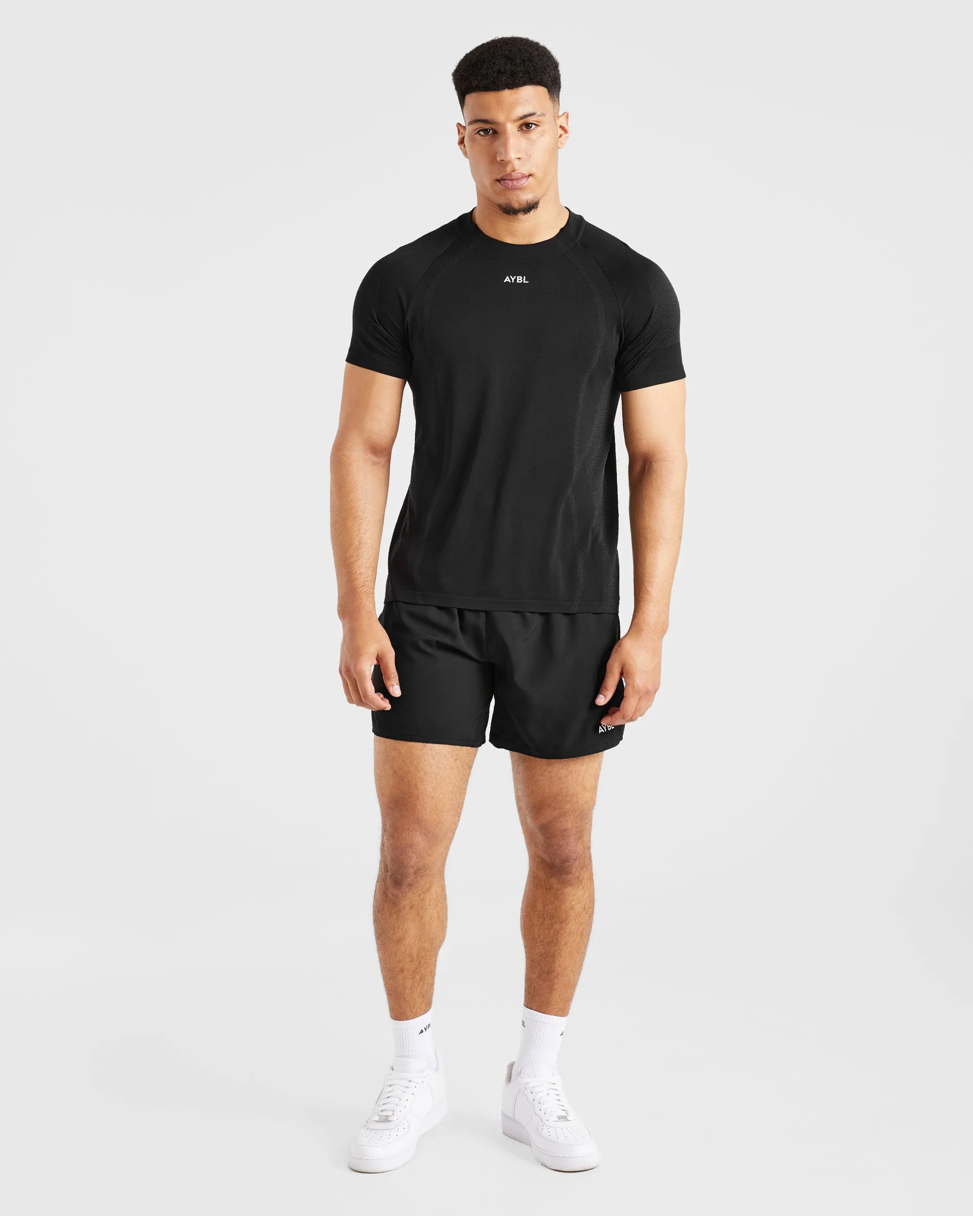 Street Outfit Work efficiency Attain Seamless T Shirt - Black