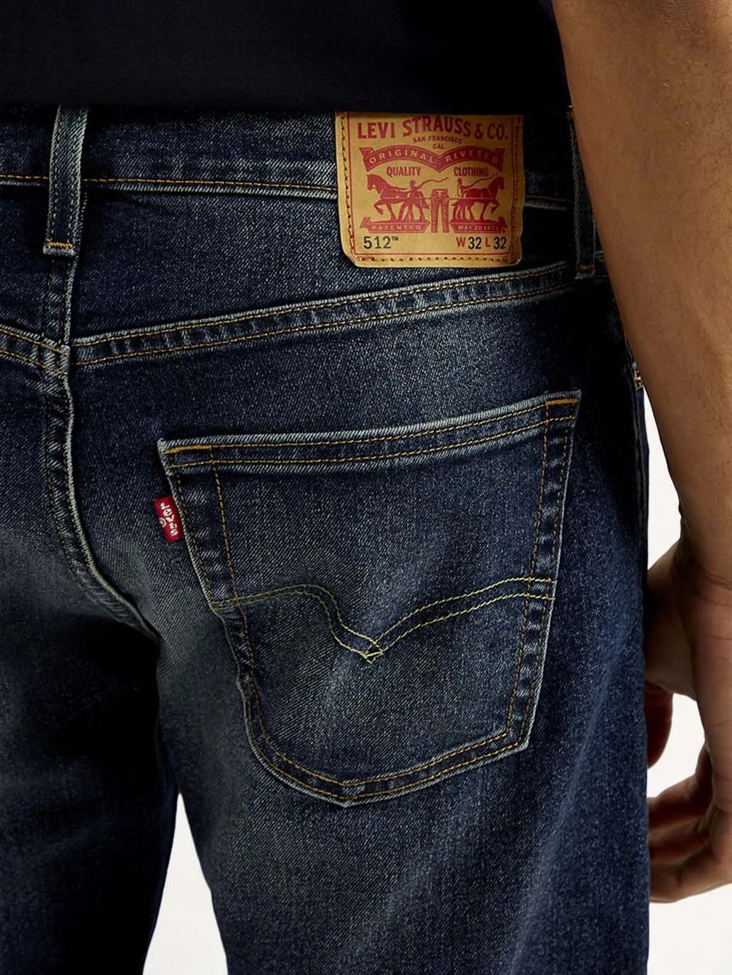 Eco Friendly Denim Music Event Smooth Casual Men's Tinted 512 Med Indigo Slim Tapered Fit Mid Rise Jeans