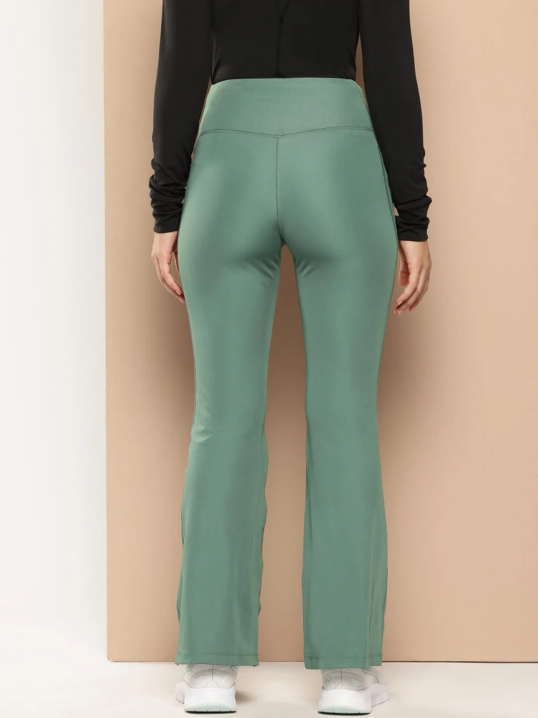 Abrasion Resistant Surface TaglessLabel Straight Flare Pant