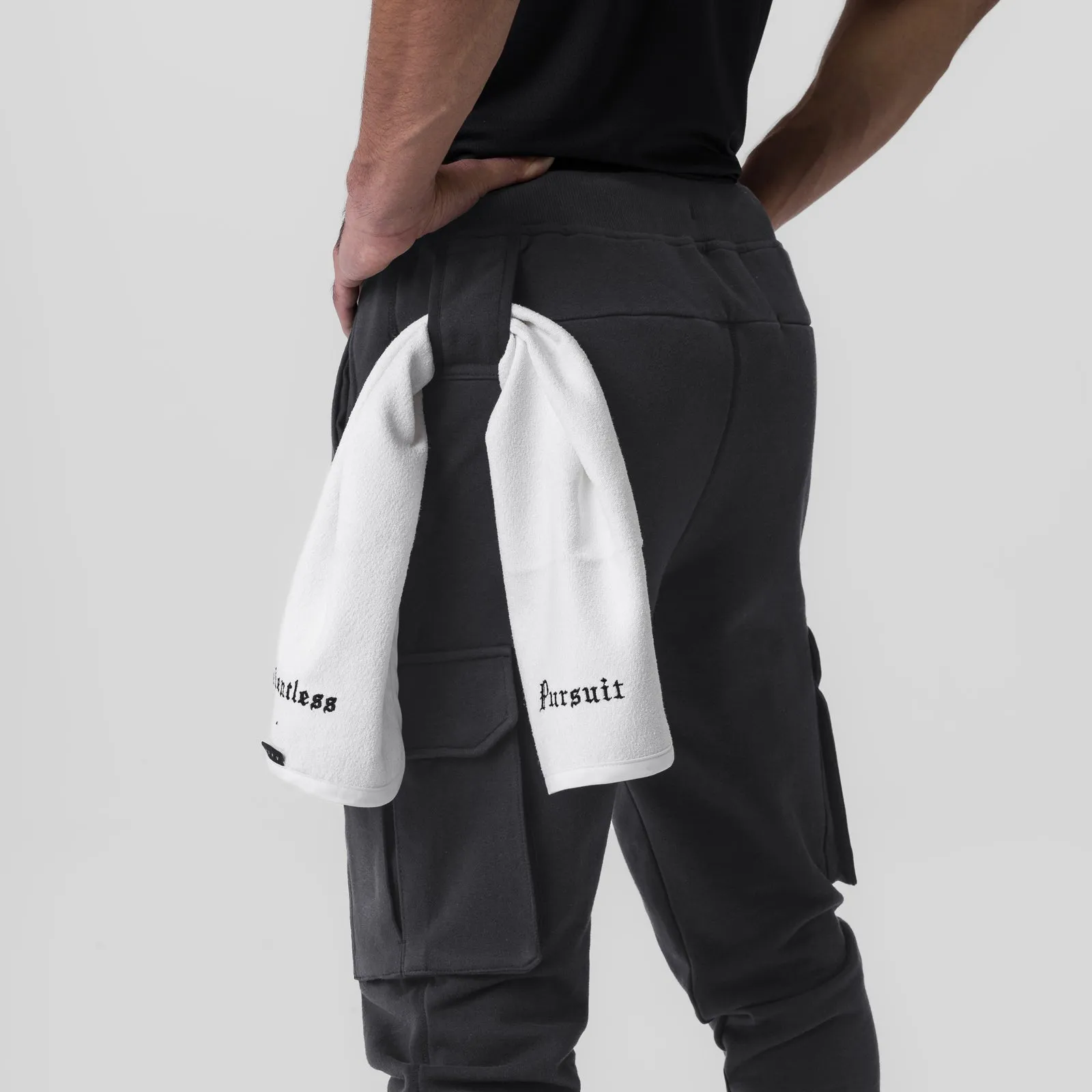 High-rise waist 0654. Tech-Terry? Cargo High Rib Jogger - Dusk Black