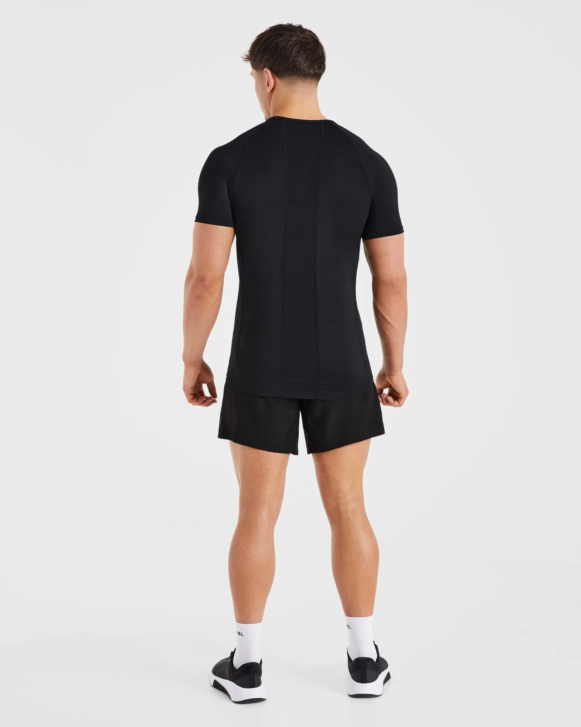 TaglessCollar NonRestrictiveCut Compression Relaxed T Shirt - Black