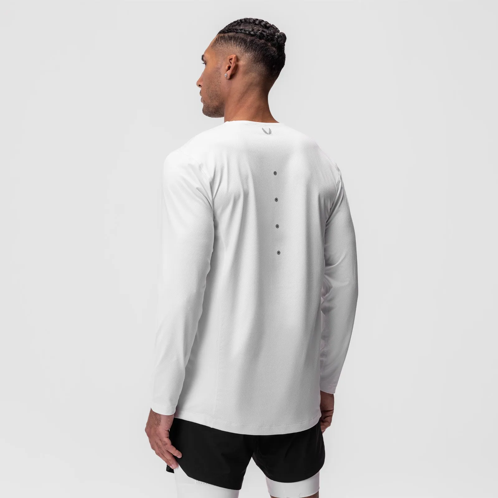 Modern Actress 0907. AeroSilver? Training Long Sleeve - White "Space Bracket"