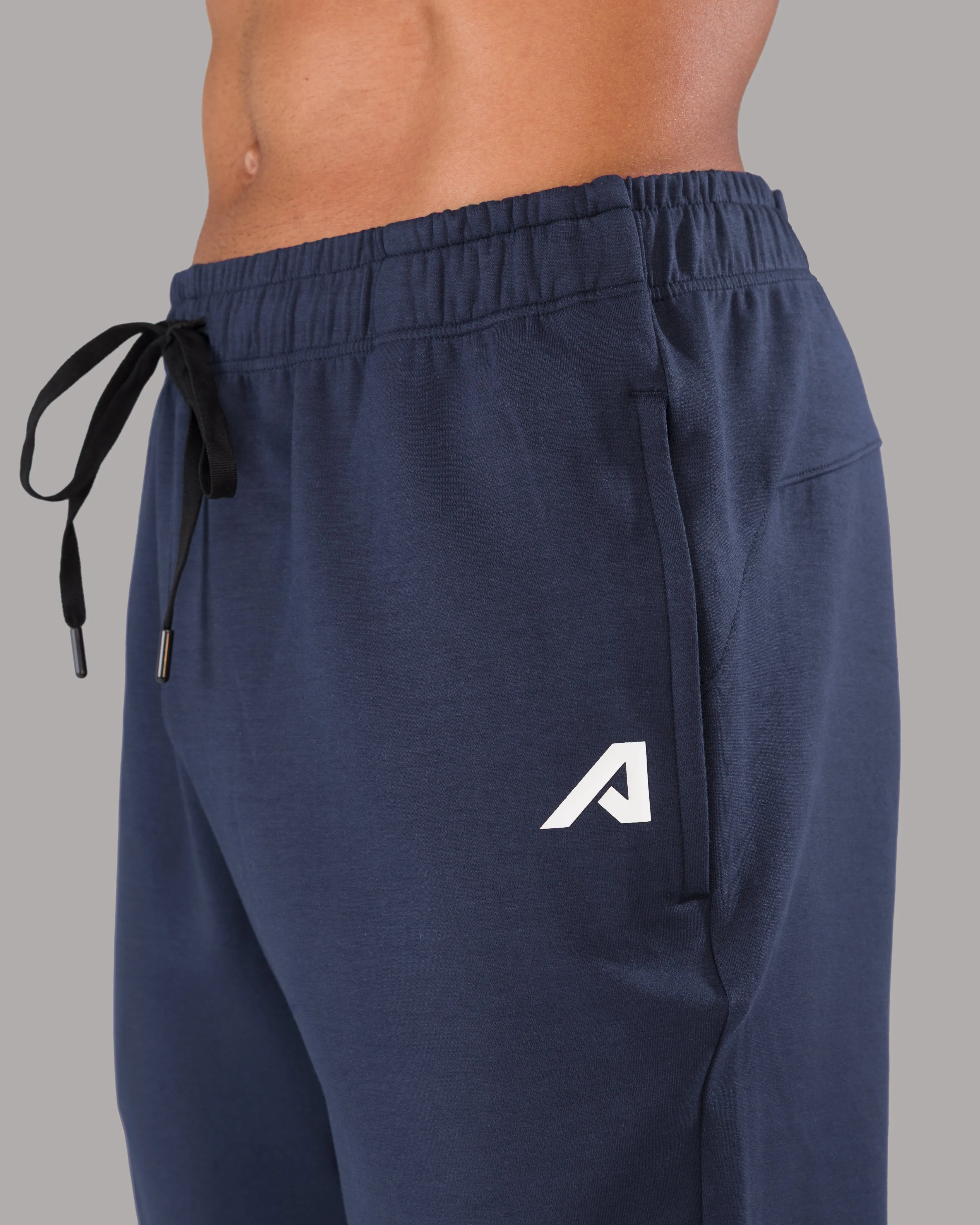 Vantage Jogger - Midnight Depth Training Wear
