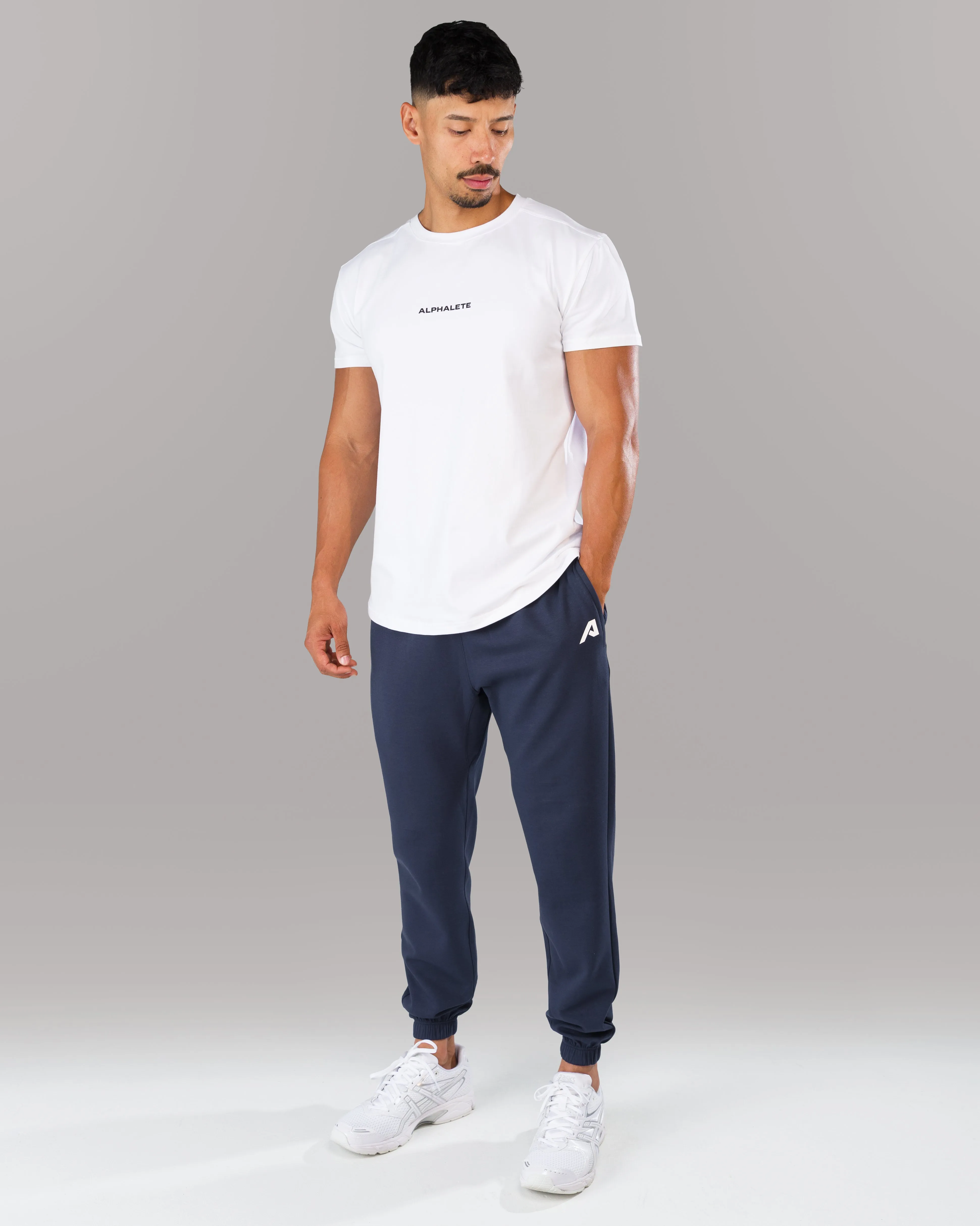 Vantage Jogger - Midnight Depth smooth zipper Elastic Free Cuffs