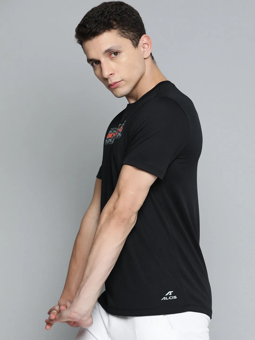 Wave Core HighElasticity Alcis Men Black Typography Printed Slim Fit T-shirt