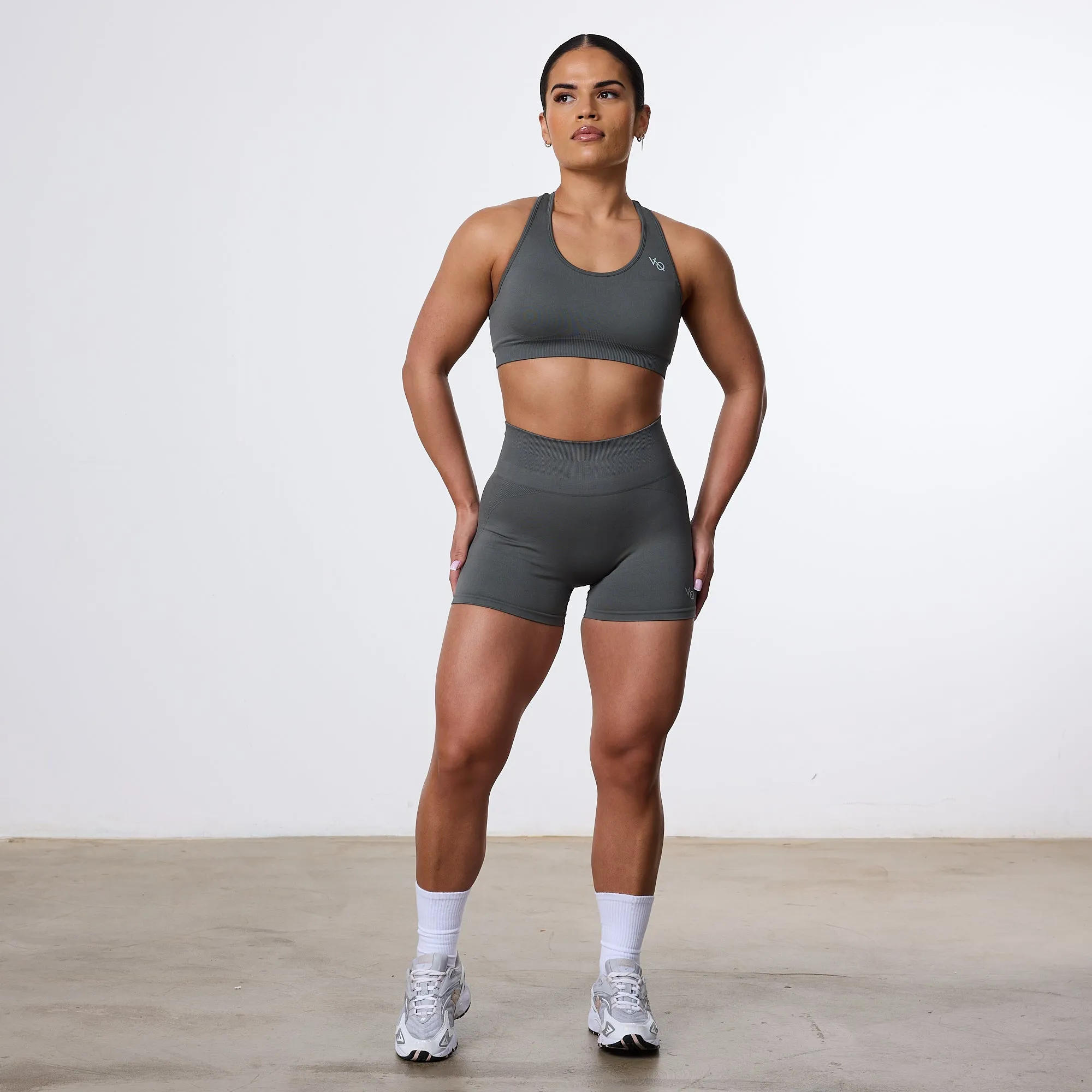 Vanquish Elevate Seamless Dark Olive Support Bra Coordinate with other items seams Pink