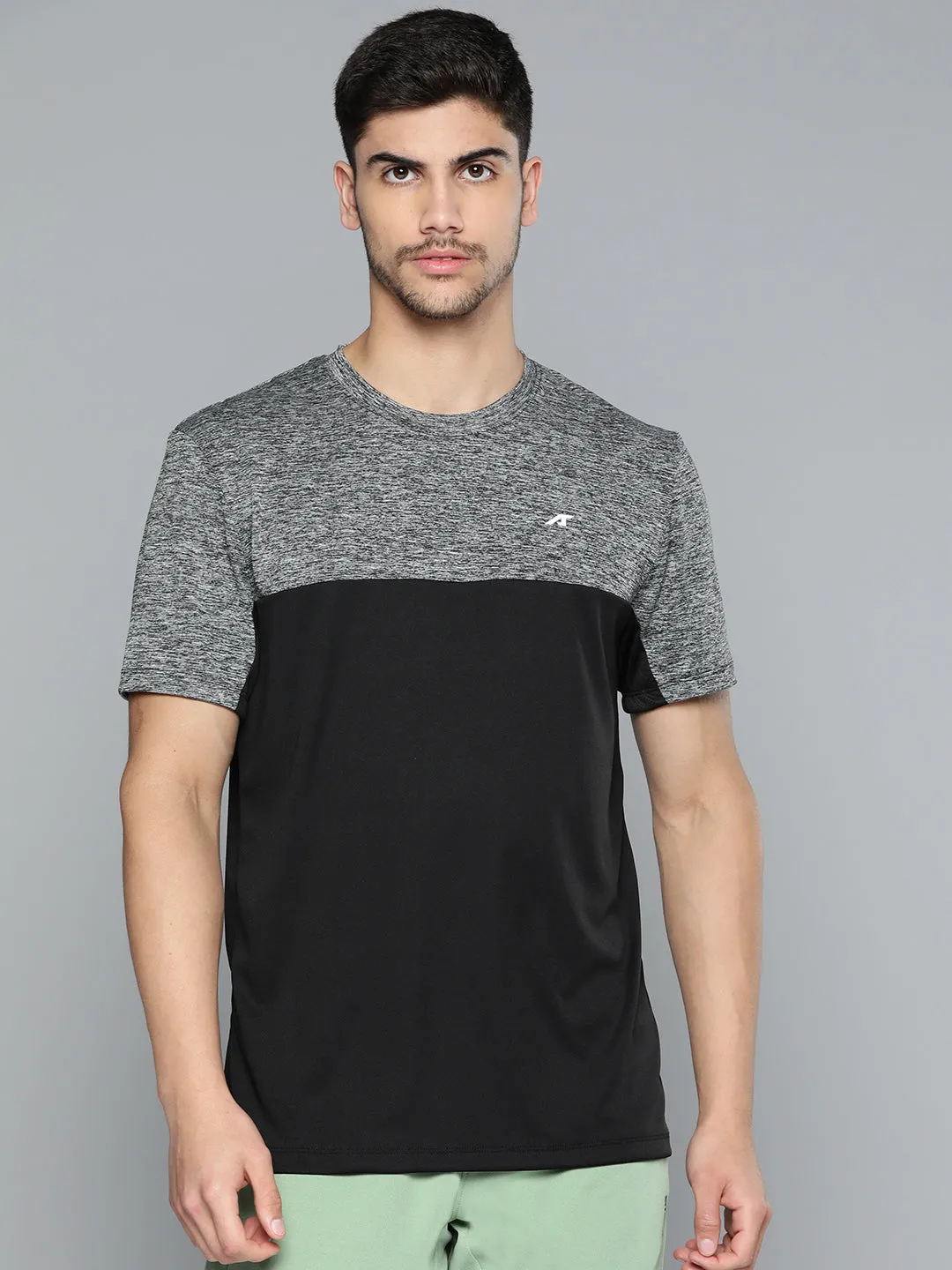 Alcis Men Colourblocked Anti Static Slim Fit Sports T-shirt LightweightMaterial Ergonomic Cut
