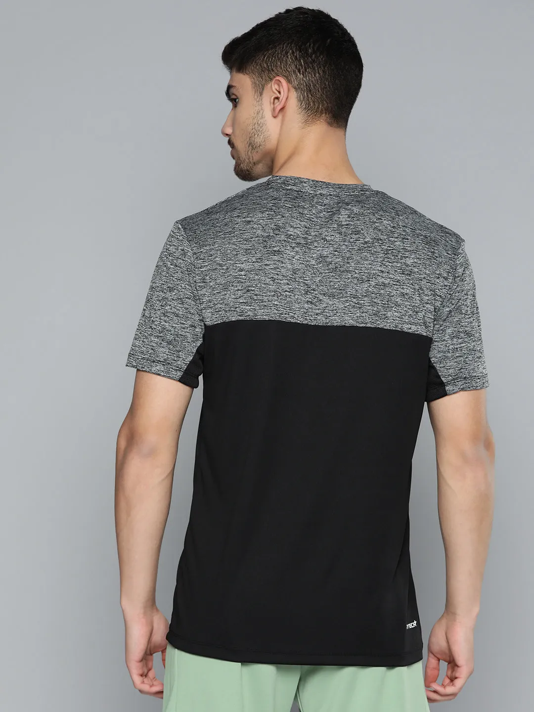 NonBindingEdges UVProtectionFinish Alcis Men Colourblocked Anti Static Slim Fit Sports T-shirt