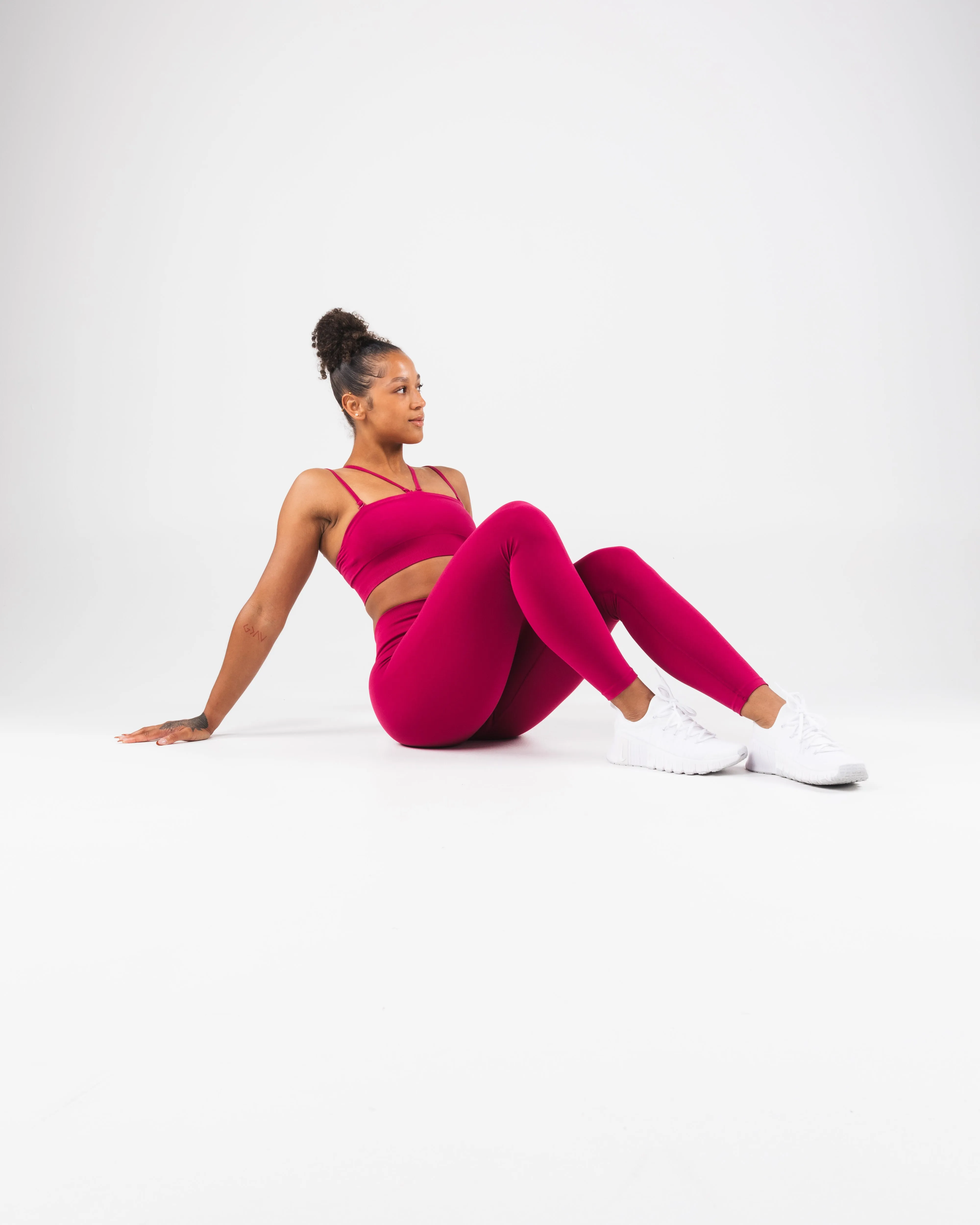 Amplify Legging - Berry Outdoor Lover Extra Soft Weekend Trip Moisture Wicking