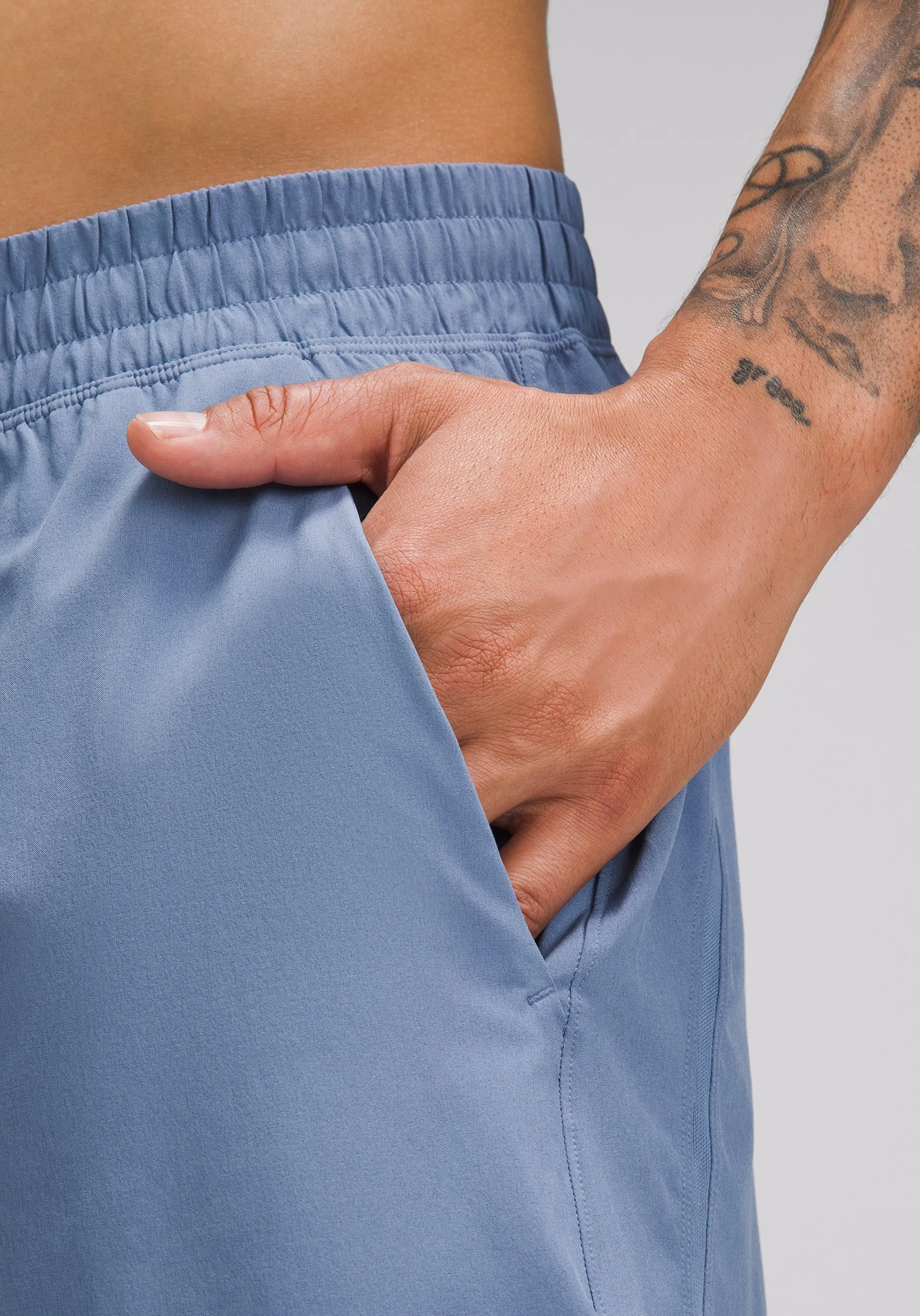 Pace Breaker Linerless Short 7" Compact Packable Design