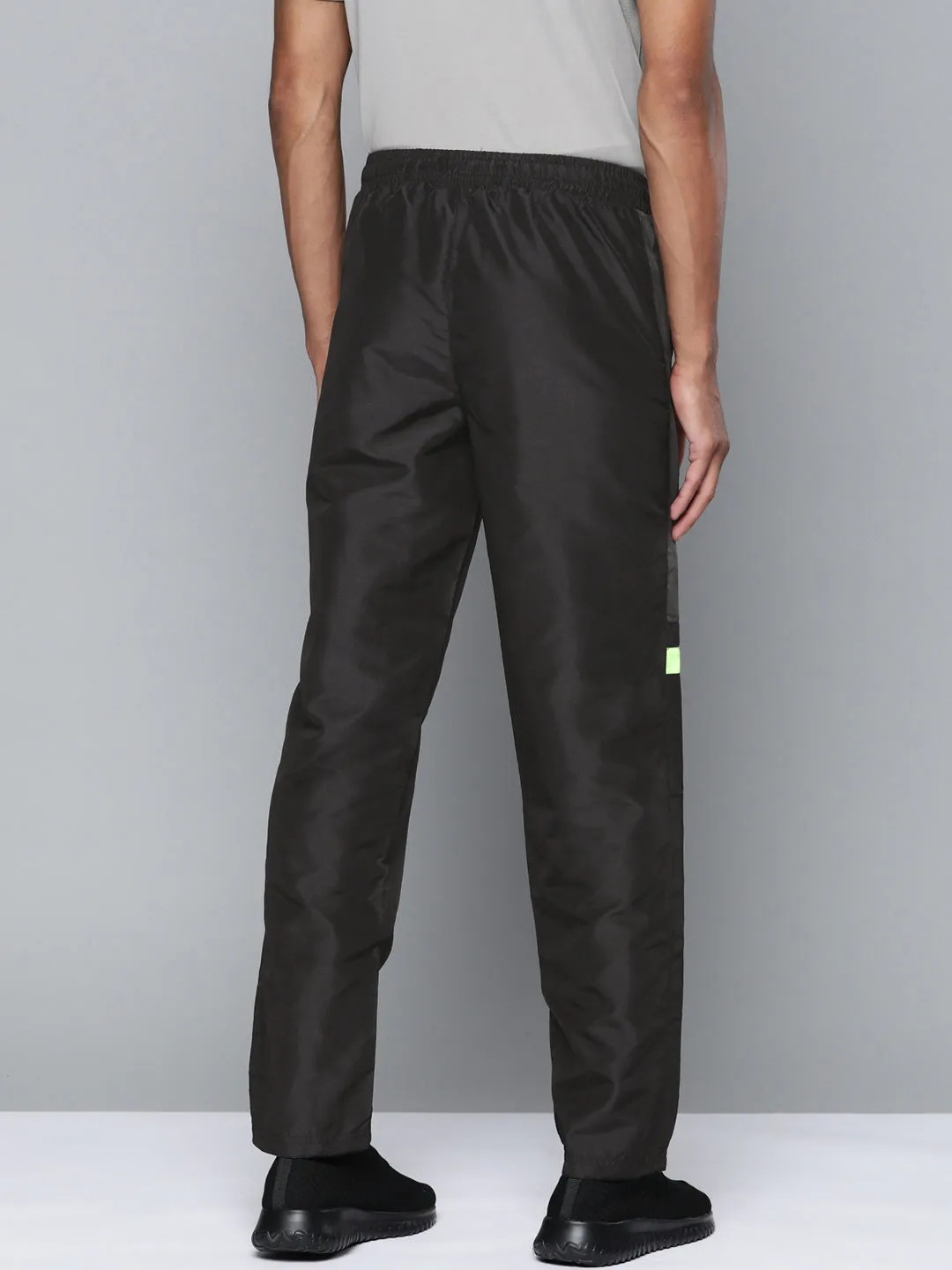 MachineWashable Alcis Men Black Solid Track Pants