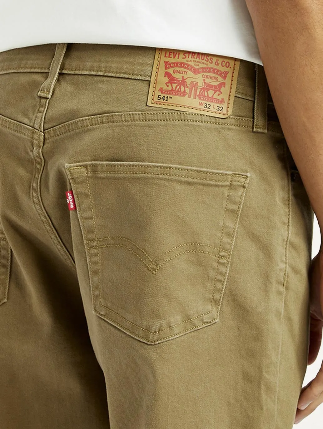 Men's 541 Khaki Athletic Tapered Fit Mid Rise Jeans Chill Vibe