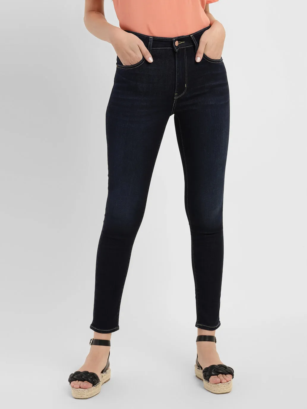 Clean Cut Neutral Outfit Women's 721 Navy Blue Skinny Fit High Rise Jeans