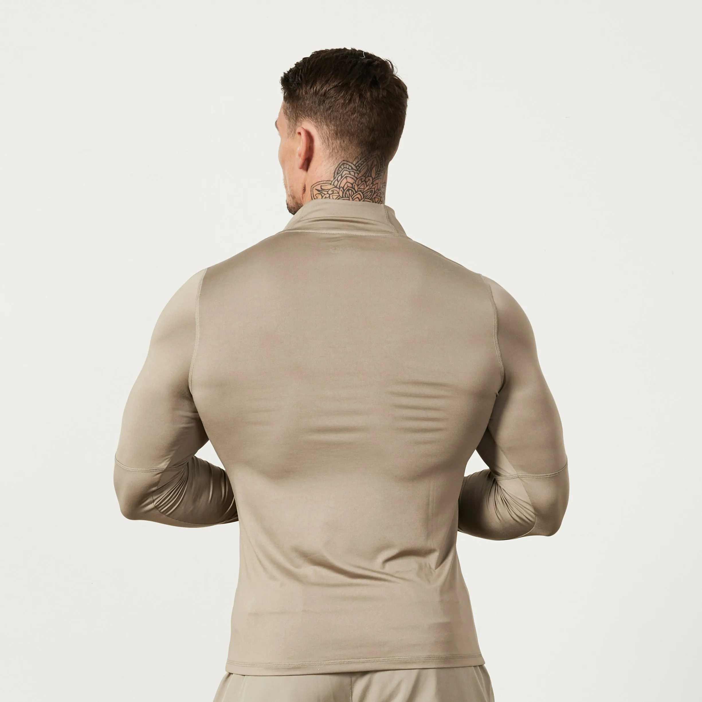 Vanquish Utility Stone 1/4 Zip Training Top friends gathering