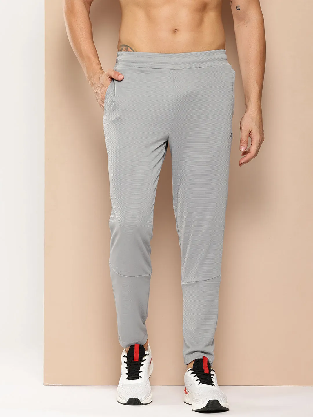 Running Trackpant Seamless construction