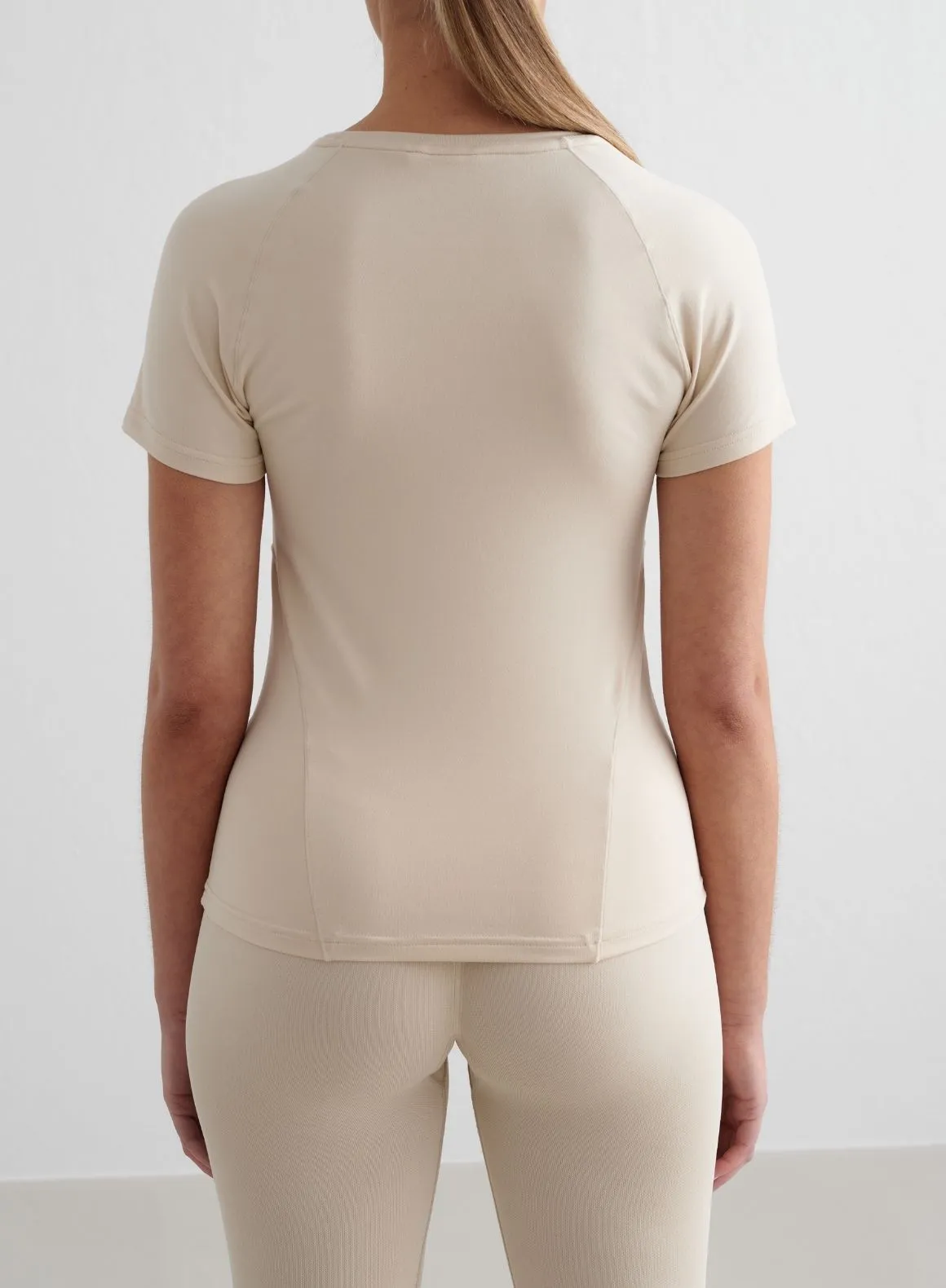 Caf?? Au Lait Soft Basic Short Sleeve Soft Finish Modern Style