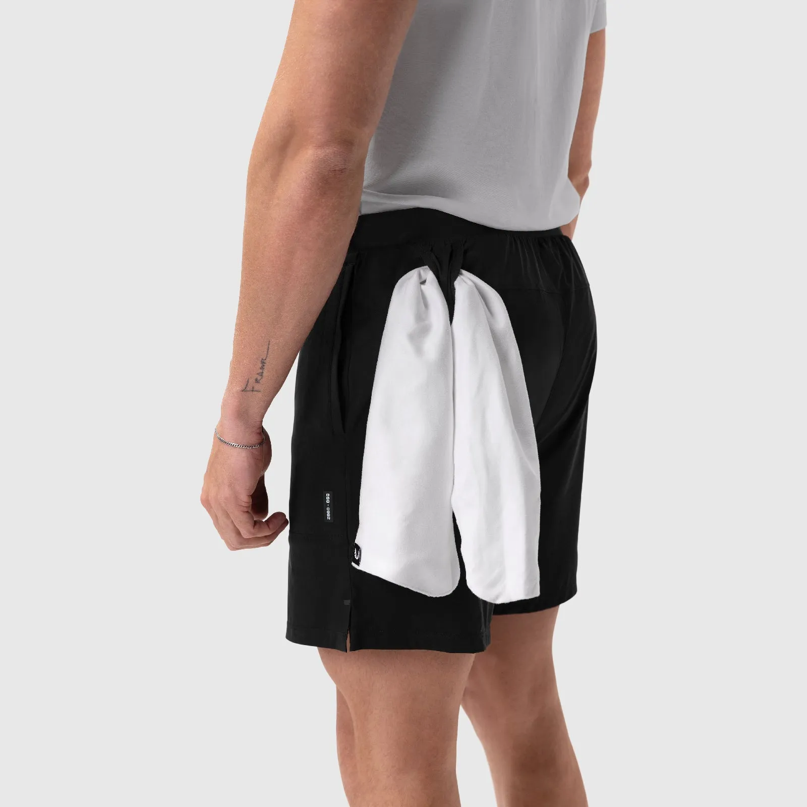 Day Out NonSlipGrip 0992. Aerotex? 6" Training Short - Black