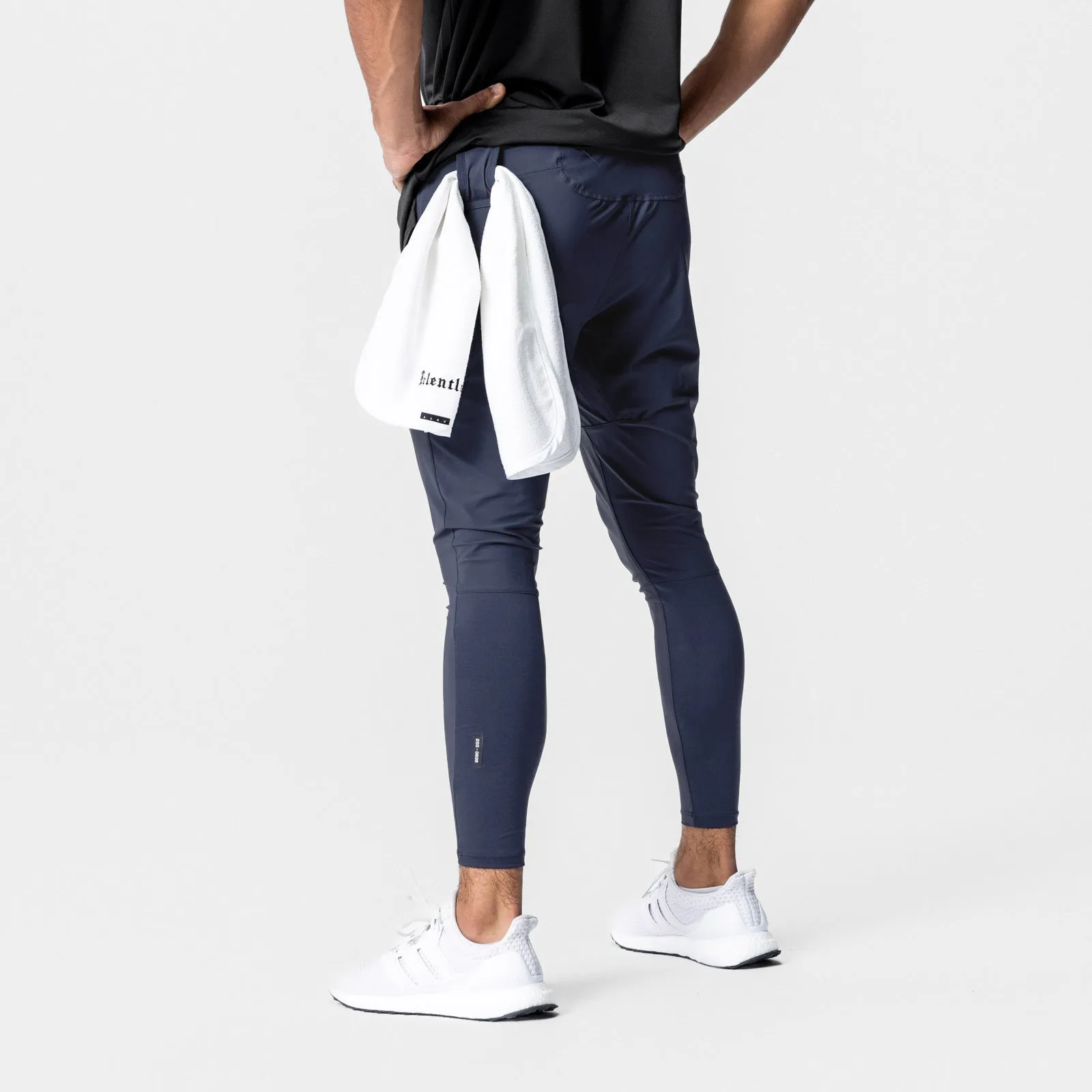 Wrinkle resistant fabric 0699. Tetra-Lite? Hybrid Jogger - Navy
