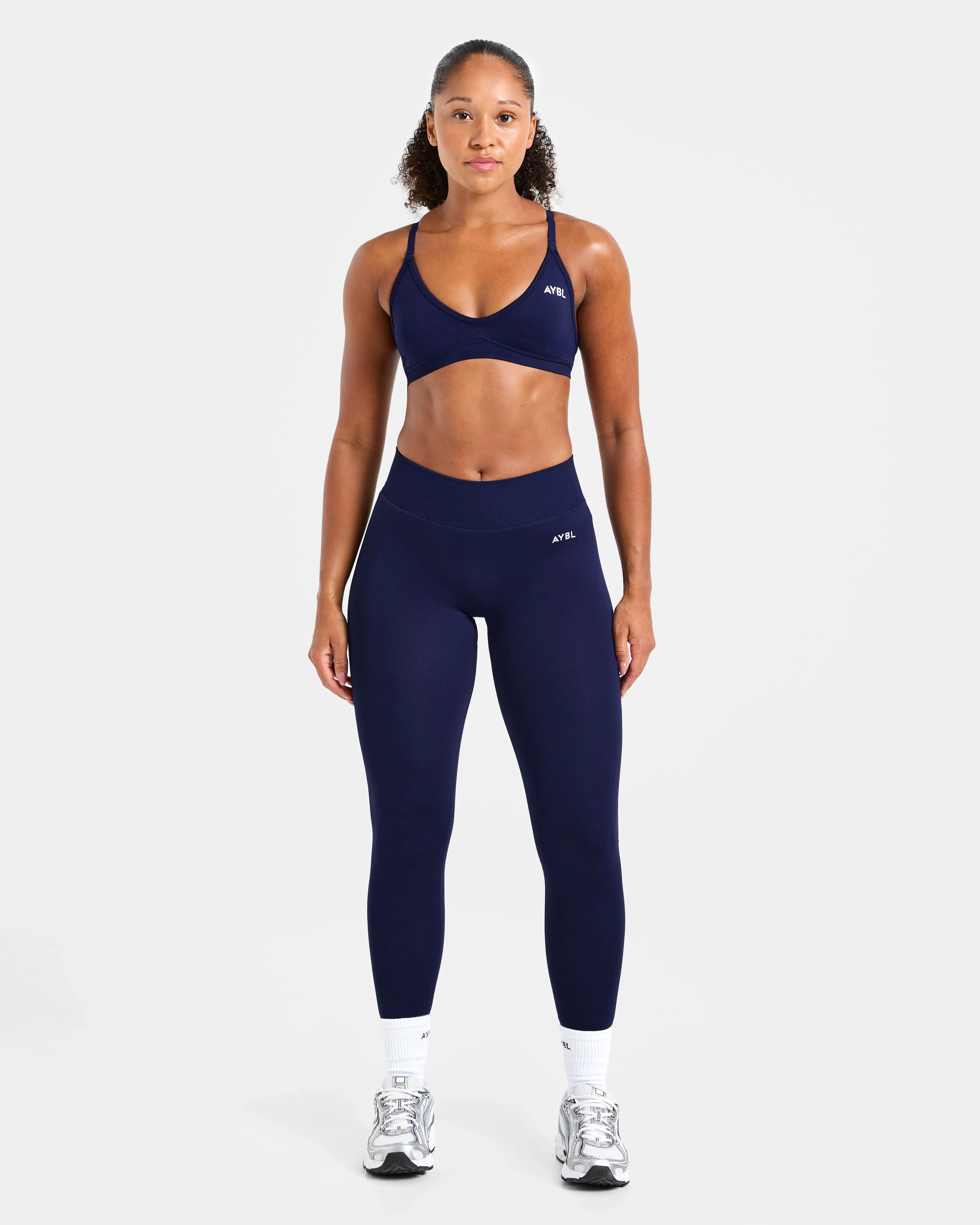 stretchy fabric Non-Irritating Edges Adapt Seamless Strappy Sports Bra - Deep Navy