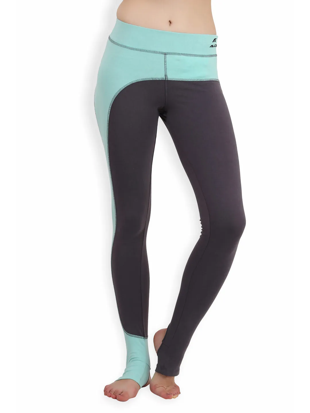 Calm Fit Trend Seeker Airport Travel Alcis Women Green Solid Legging