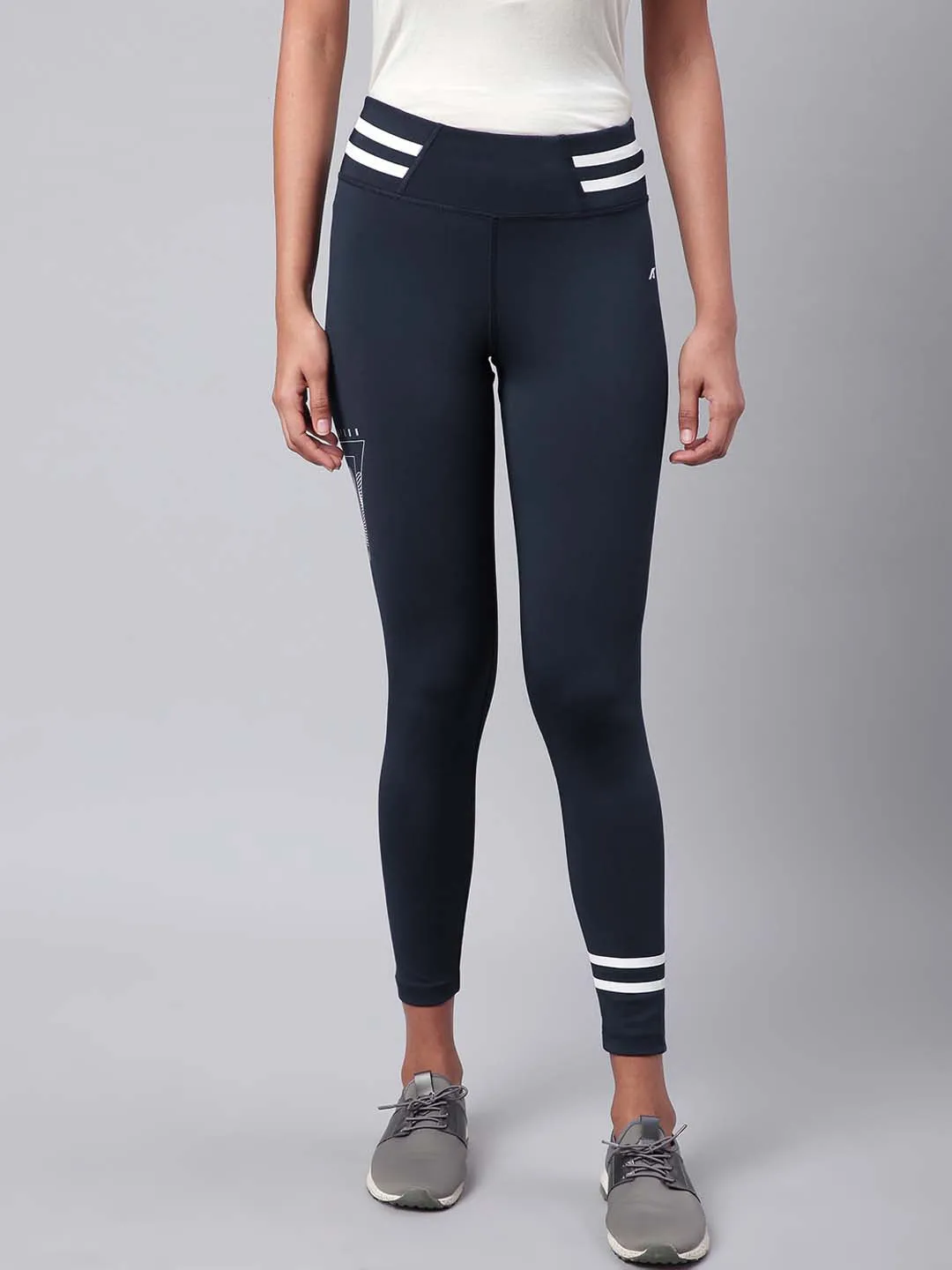 easy pull Seamless Design Plus Size Alcis Women Navy Blue White Drytech  Solid Cropped Training Tights