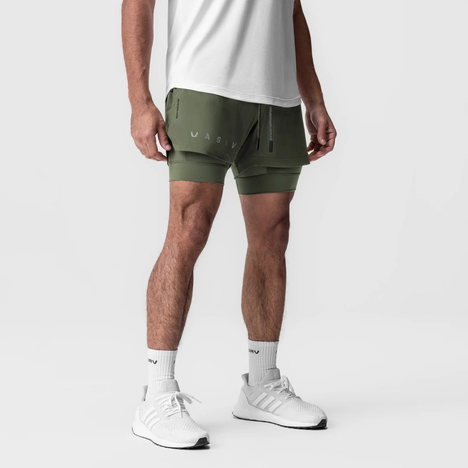 Chic Design 0865. Tetra-Lite? 5" Liner Short - Olive "Reflective Classic"