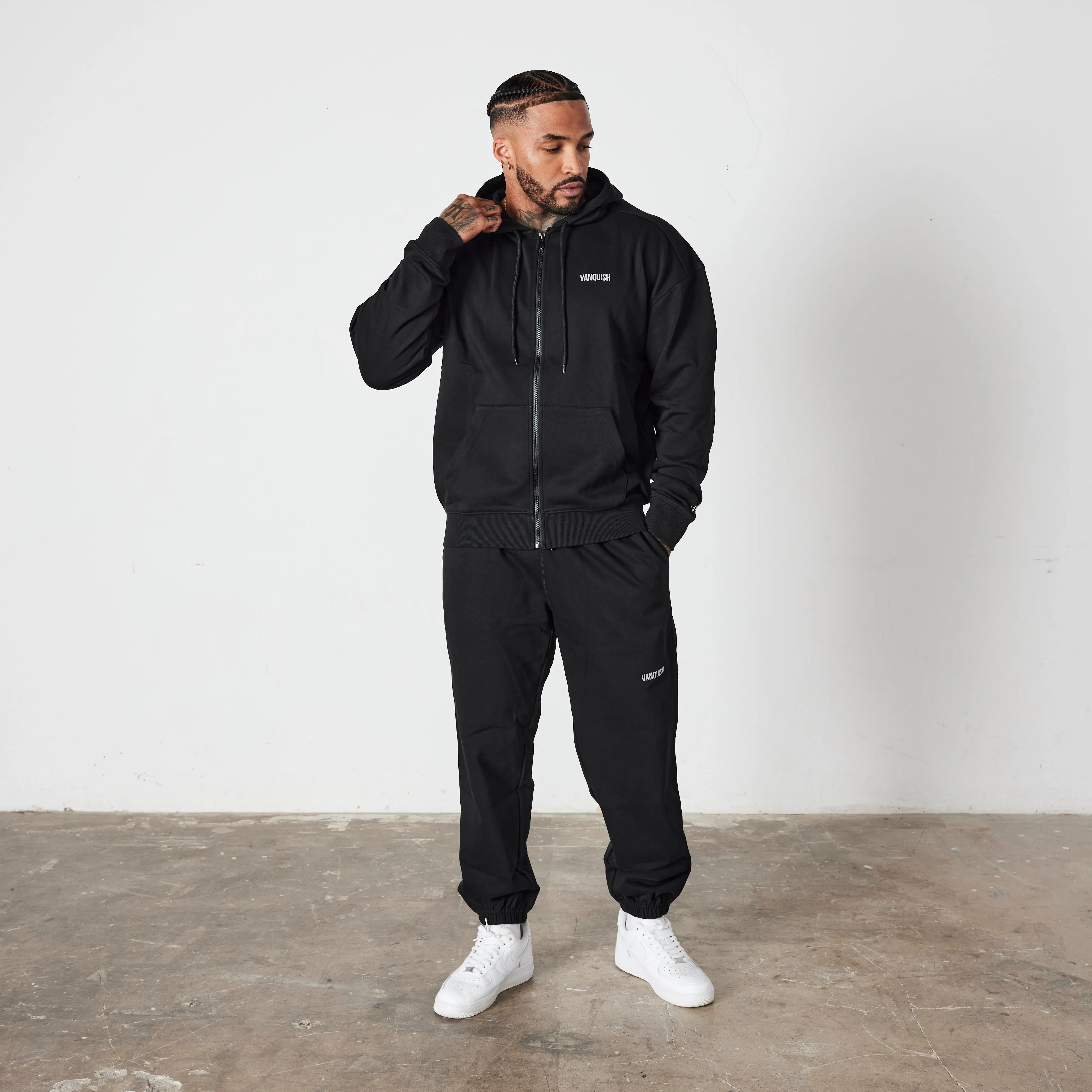 Tagless Design Vanquish Essential Black Oversized Full Zip Hoodie