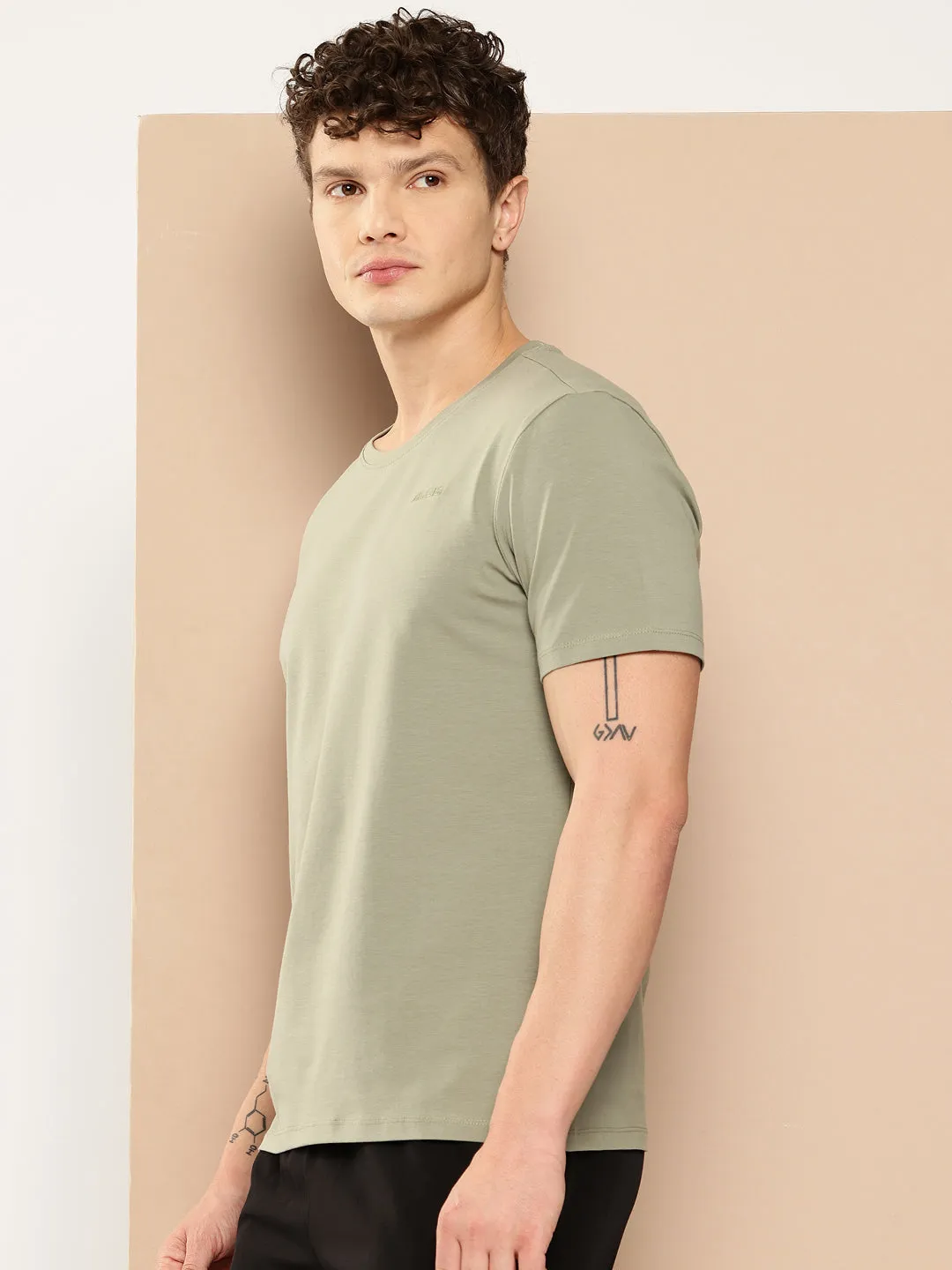 FlexibleCollarDesign CottonLycra Tee