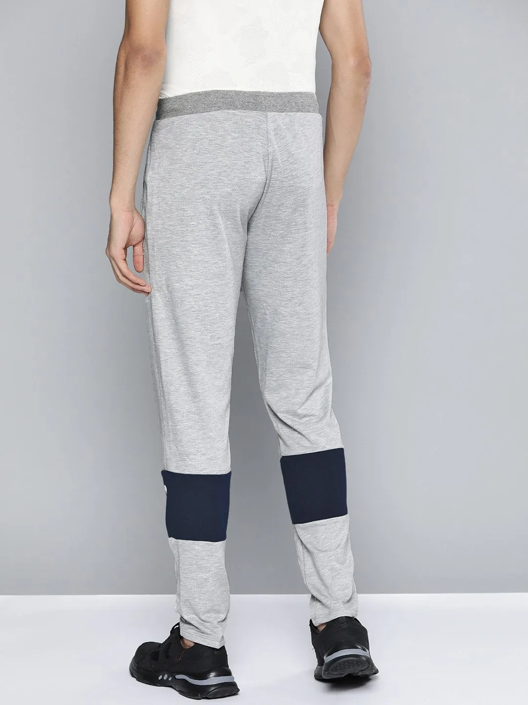 No Irritation Seams Alcis Men Grey Solid Jogger